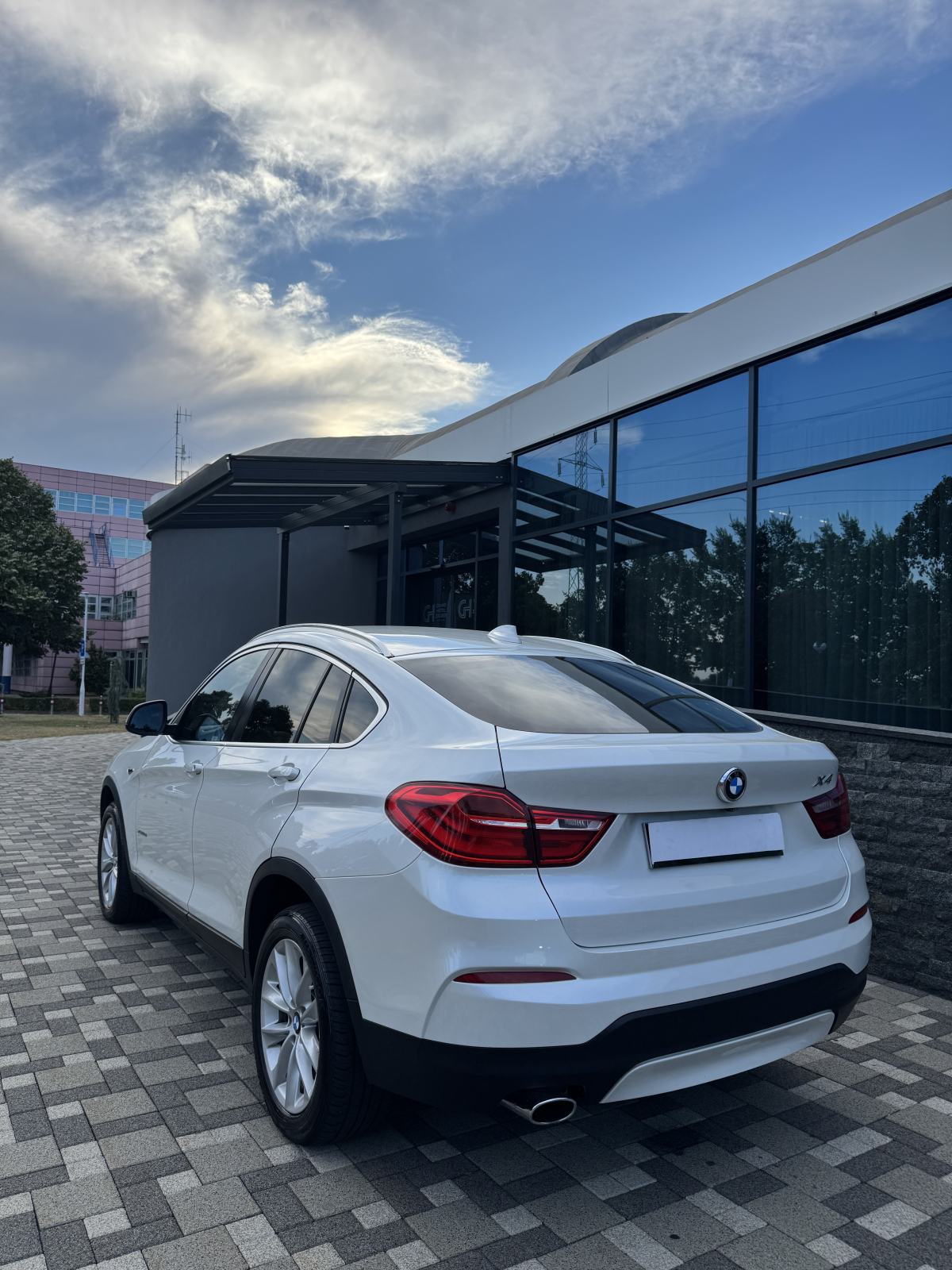 BMW X4 20d 140kw 4x4 AUTOMATIK - SPORT - SERVISNA - REG05/27 - PRILIKA, fotografija 8