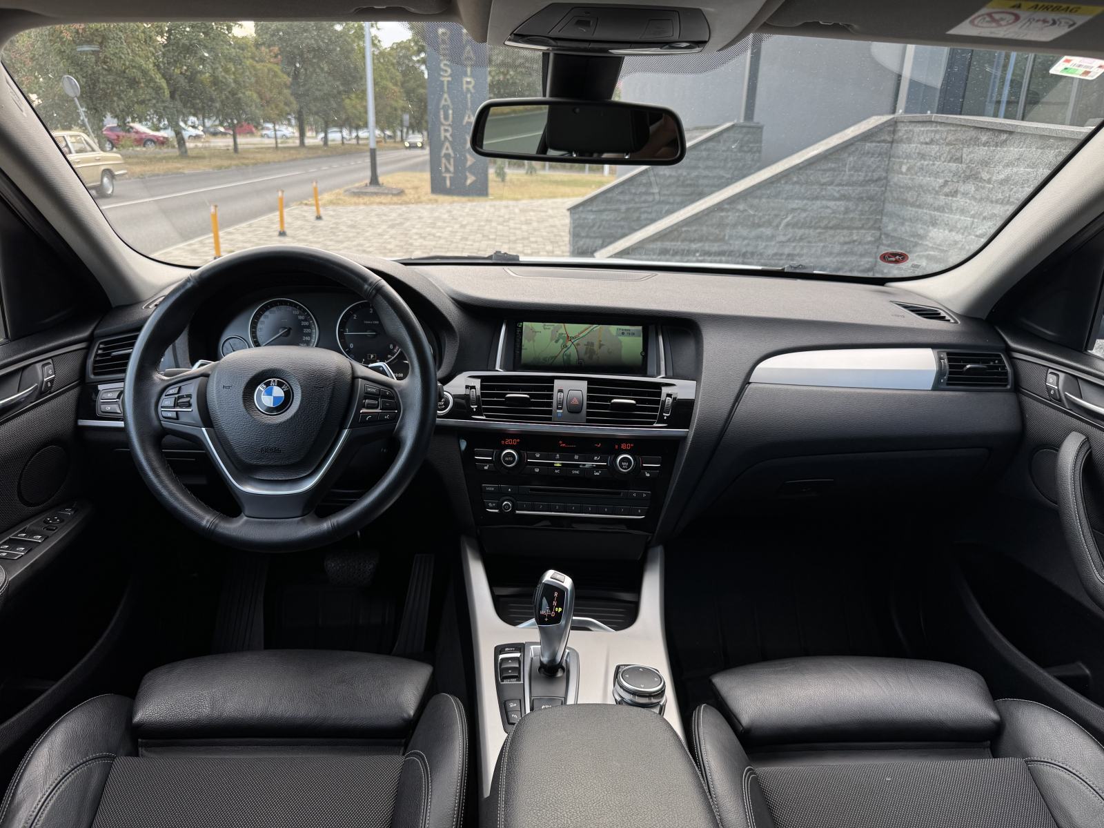 BMW X4 20d 140kw 4x4 AUTOMATIK - SPORT - SERVISNA - REG05/27 - PRILIKA, fotografija 16