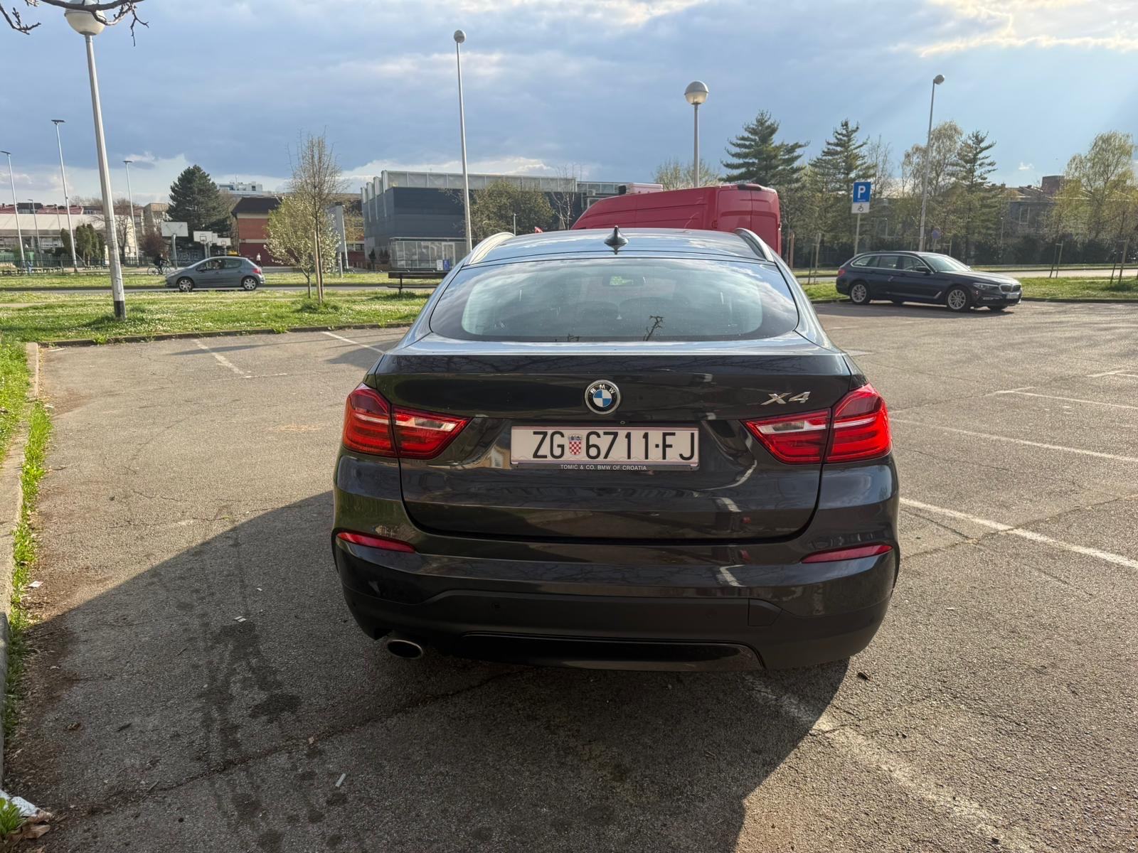 BMW X4 20d xd automatik, fotografija 6