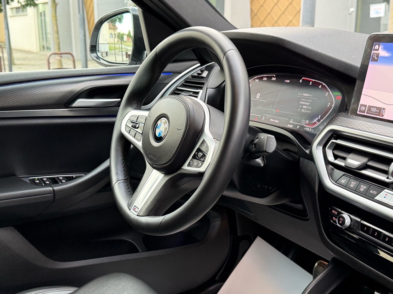 BMW X4 20d Xdrive LCI 2022, M Sport, Velika navi, LED , Alu 20,, fotografija 18