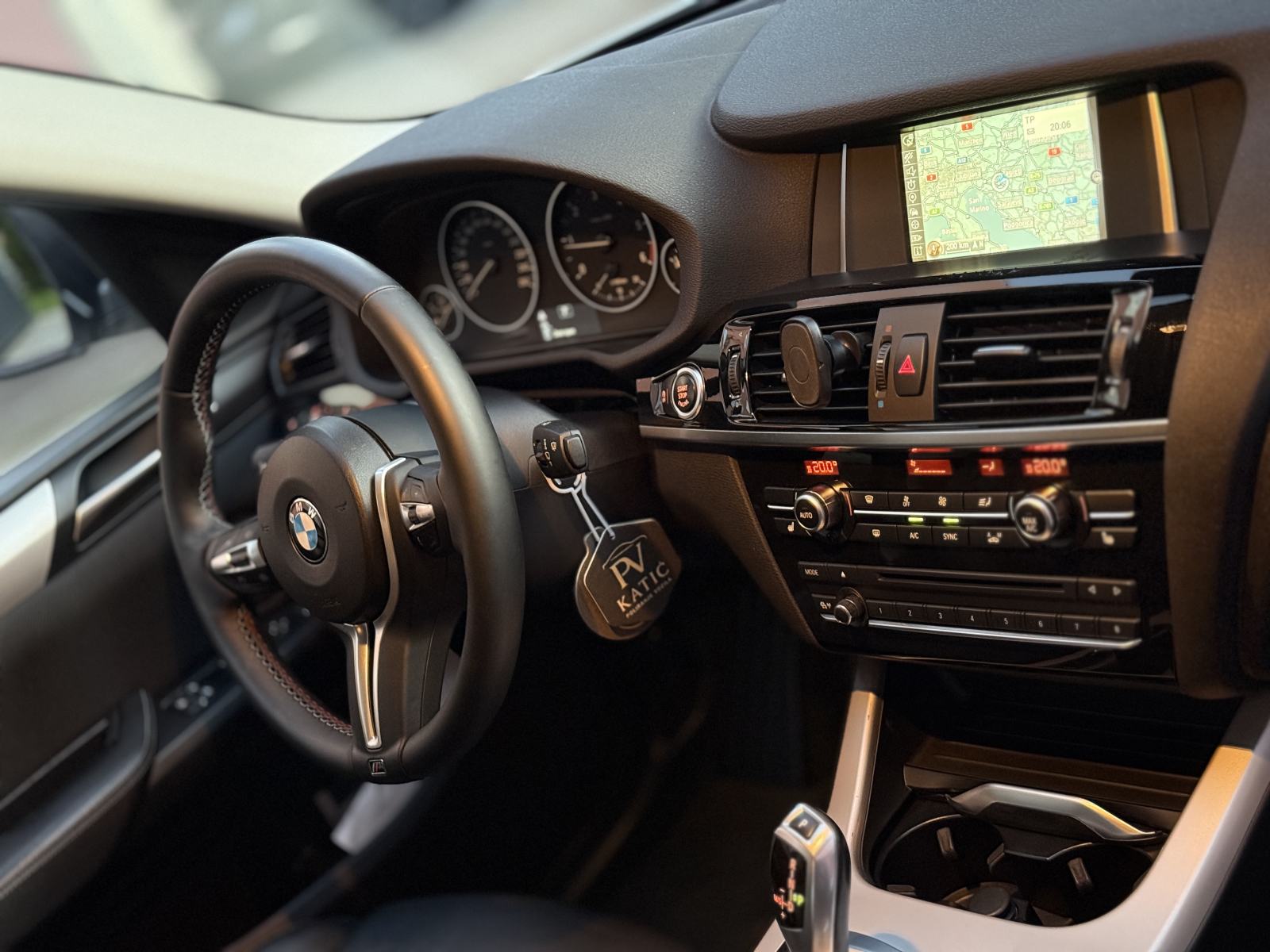 BMW X4 20d XDRIVE / REG 04/27 AUTOMATIK / BIXENON / MF VOLAN / 140KW, fotografija 14