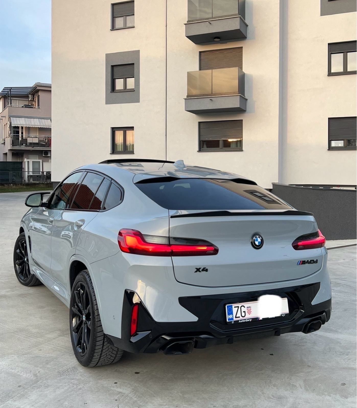 BMW X4 M40d xDr,PDV,M Performance,Panorama,Laser,HuD,Radar,360°,Carbon, fotografija 7