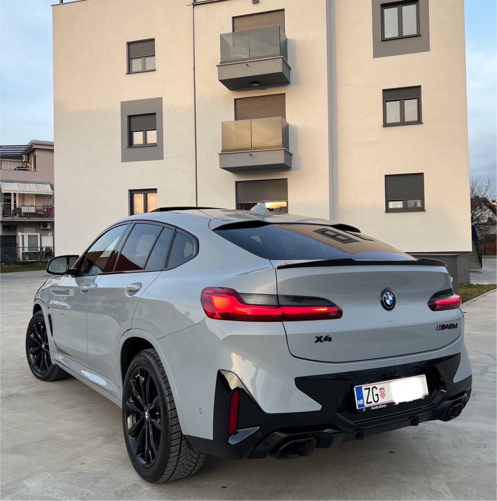 BMW X4 M40d xDr,PDV,M Performance,Panorama,Laser,HuD,Radar,360°,Carbon, fotografija 10