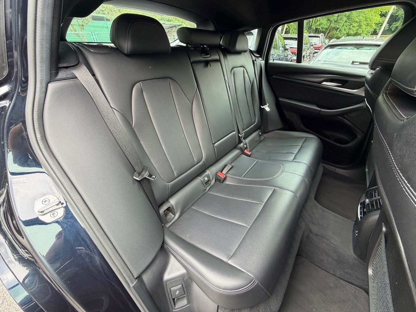 BMW X4 xDrive20d,M-PAKET,MODEL 2022,KOŽA,KAMERA,RADAR,LED,F1,U PDV-U!, fotografija 7