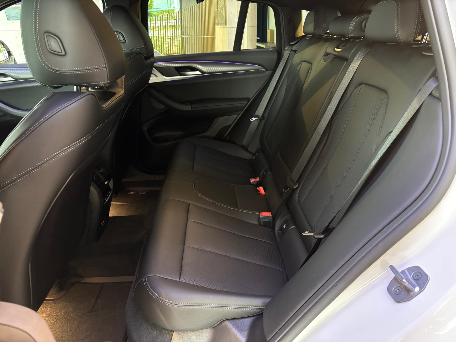 BMW X4 xDrive20d M-Sport - LED, Head-Up, navigacija, kamera, alu 19", fotografija 11