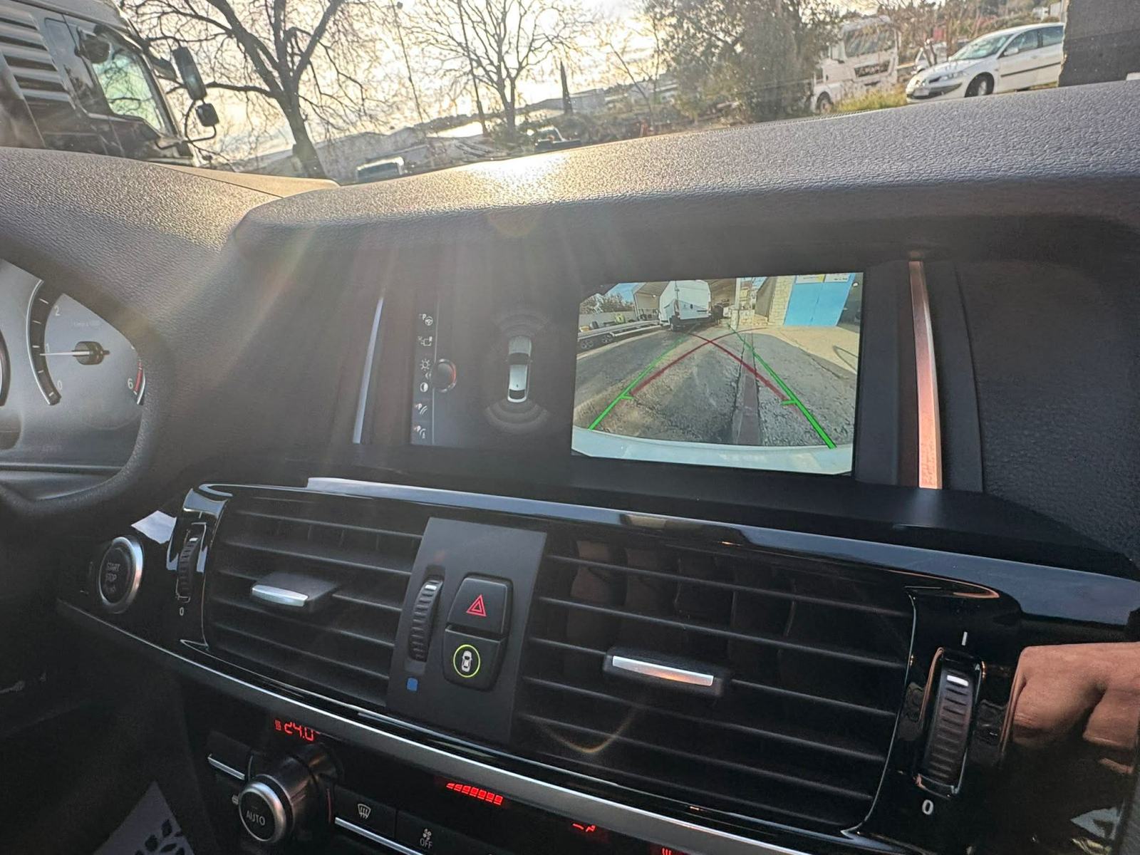 BMW X4 xDrive20d, fotografija 7
