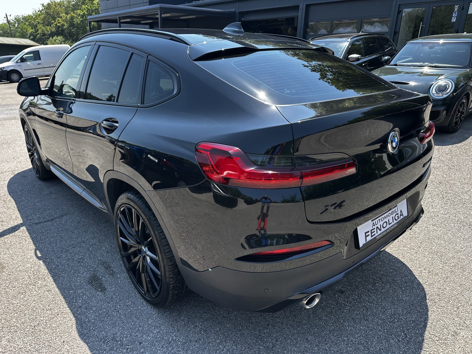 BMW X4 xDrive20d,JAMSTVO,KOŽA,AMBIENT,LIVE COCKPIT,KEYLESS,KAMERA,F1!, fotografija 2