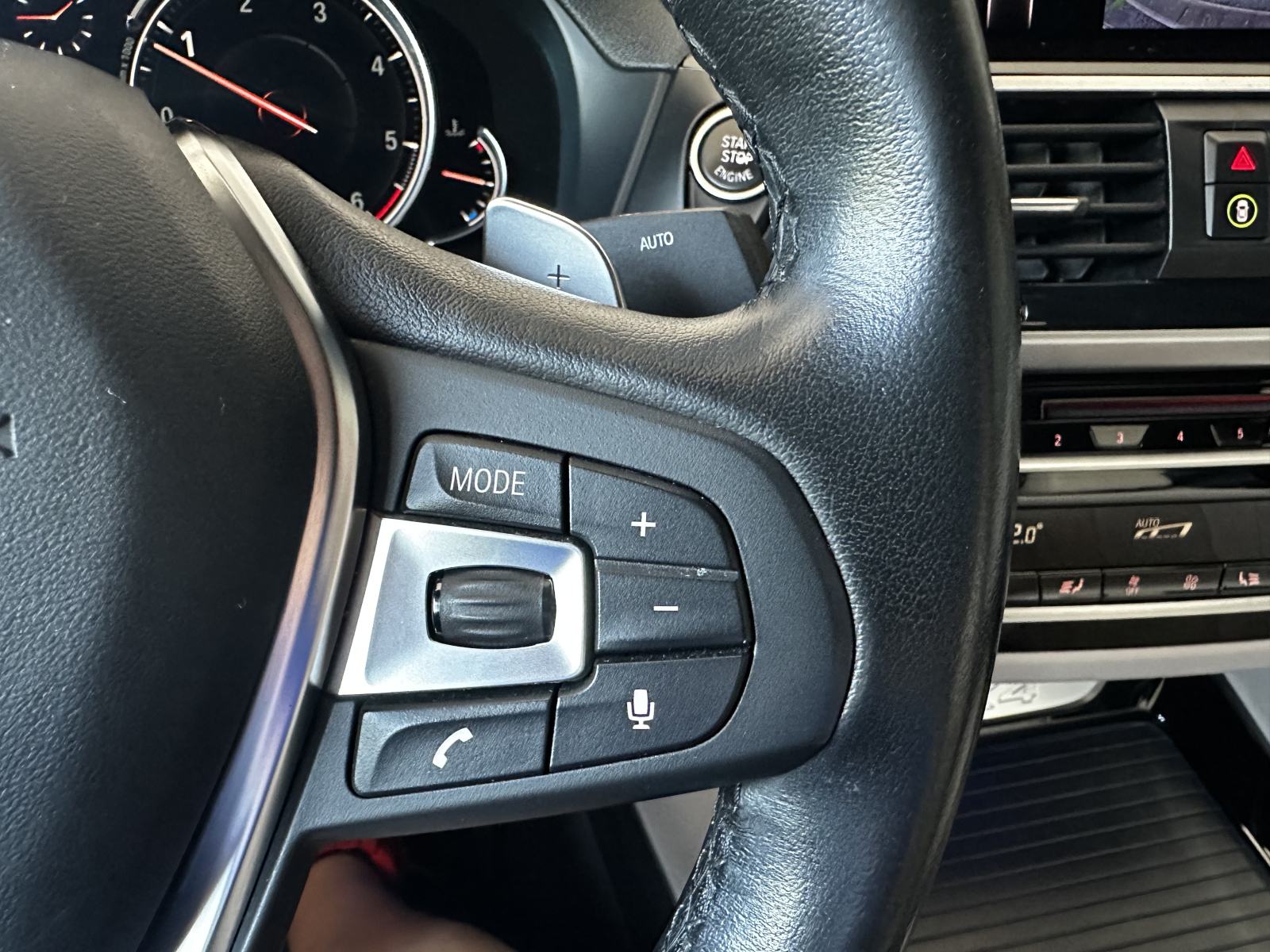 BMW X4 xDrive20d,JAMSTVO,KOŽA,AMBIENT,LIVE COCKPIT,KEYLESS,KAMERA,F1!, fotografija 16