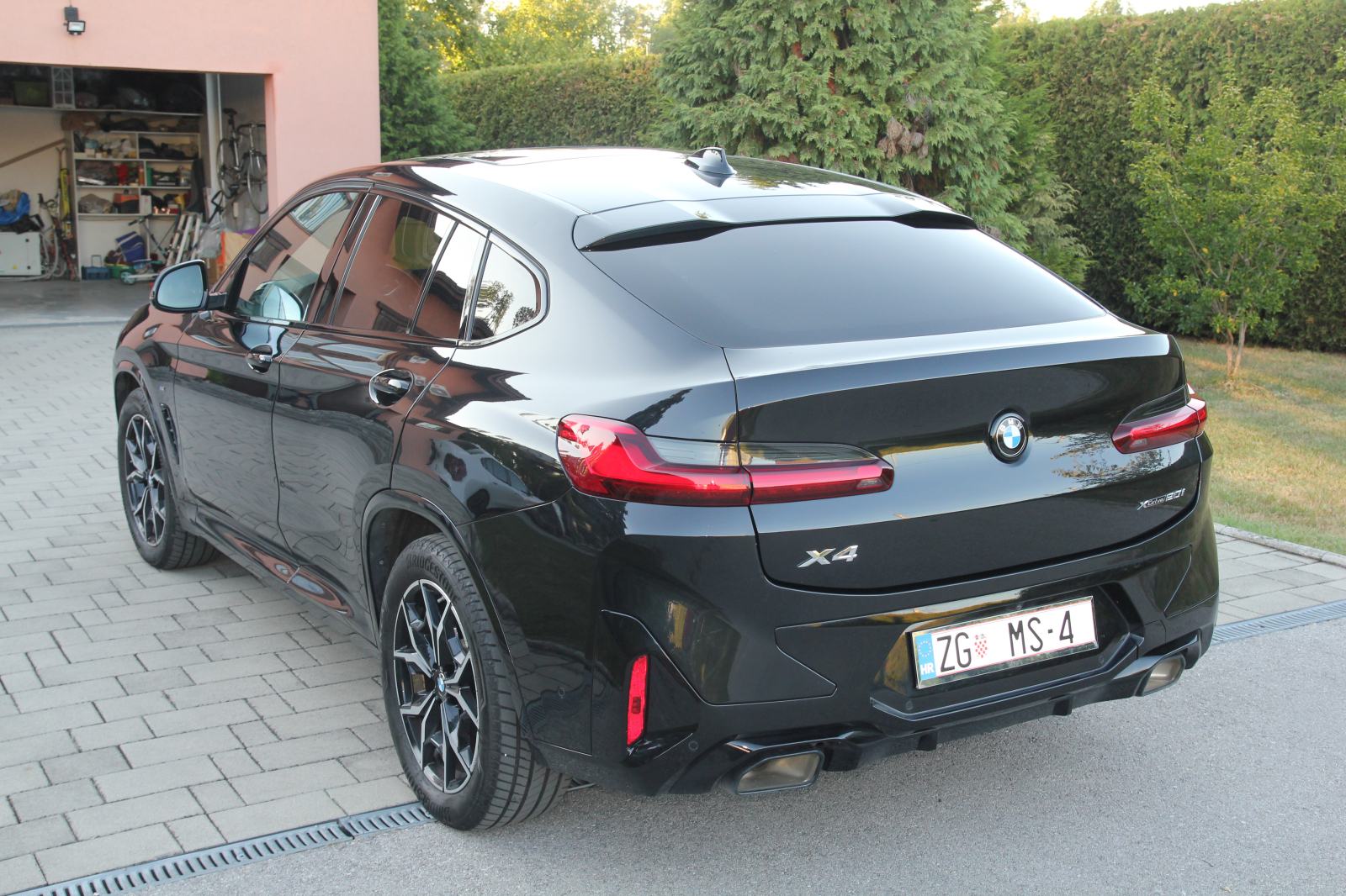 BMW X4 xDrive20i, fotografija 3