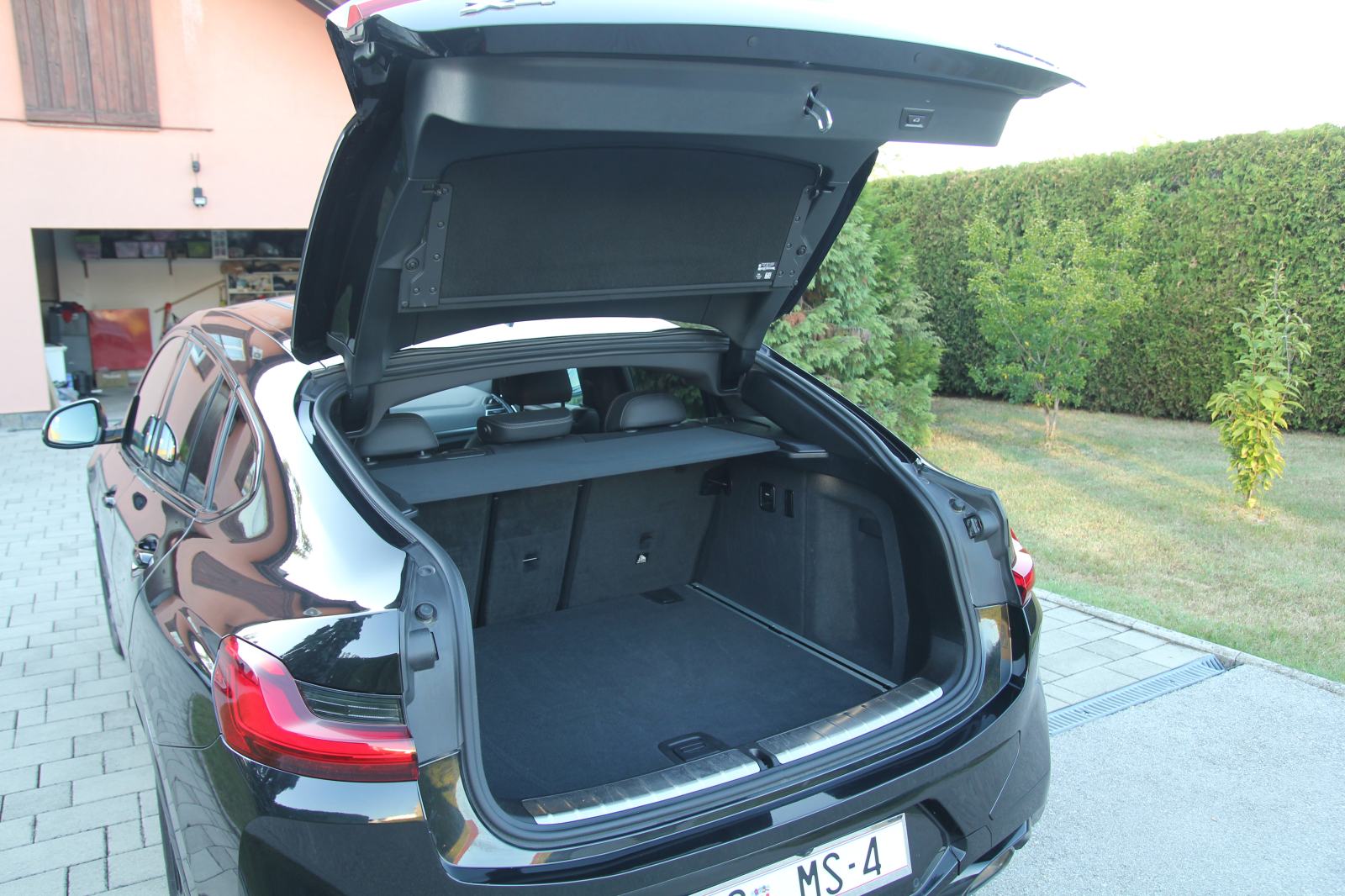 BMW X4 xDrive20i, fotografija 5