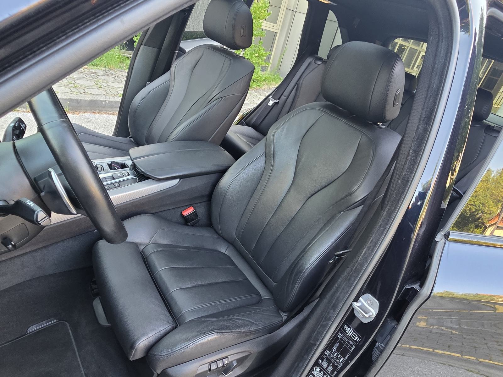 BMW X5 3.0 D X-DRIVE M-SPORT - *SERVISNA-NOVE FELGE+GUME-REG.08/2027.*, fotografija 14