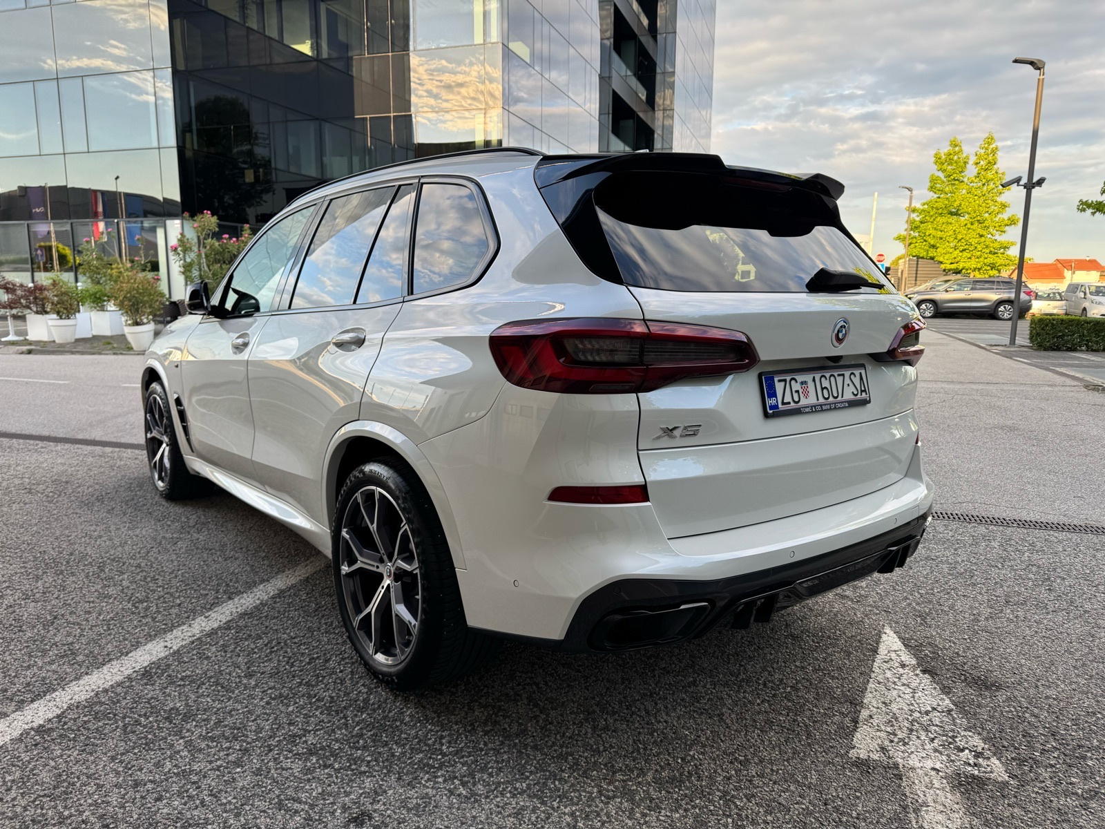 BMW X5 3.0d **M PAKET,210 KW,ORIGINAL KM,3 KLJUČA,SERVISNA,REG 02/27**, fotografija 3