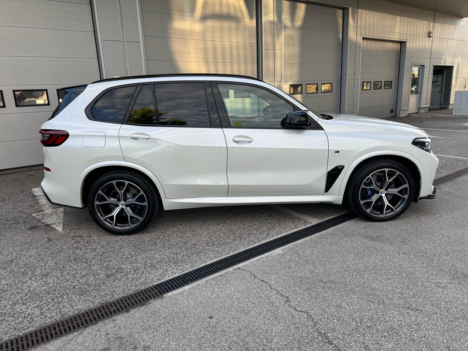 BMW X5 3.0d **M PAKET,210 KW,ORIGINAL KM,3 KLJUČA,SERVISNA,REG 02/27**, fotografija 6