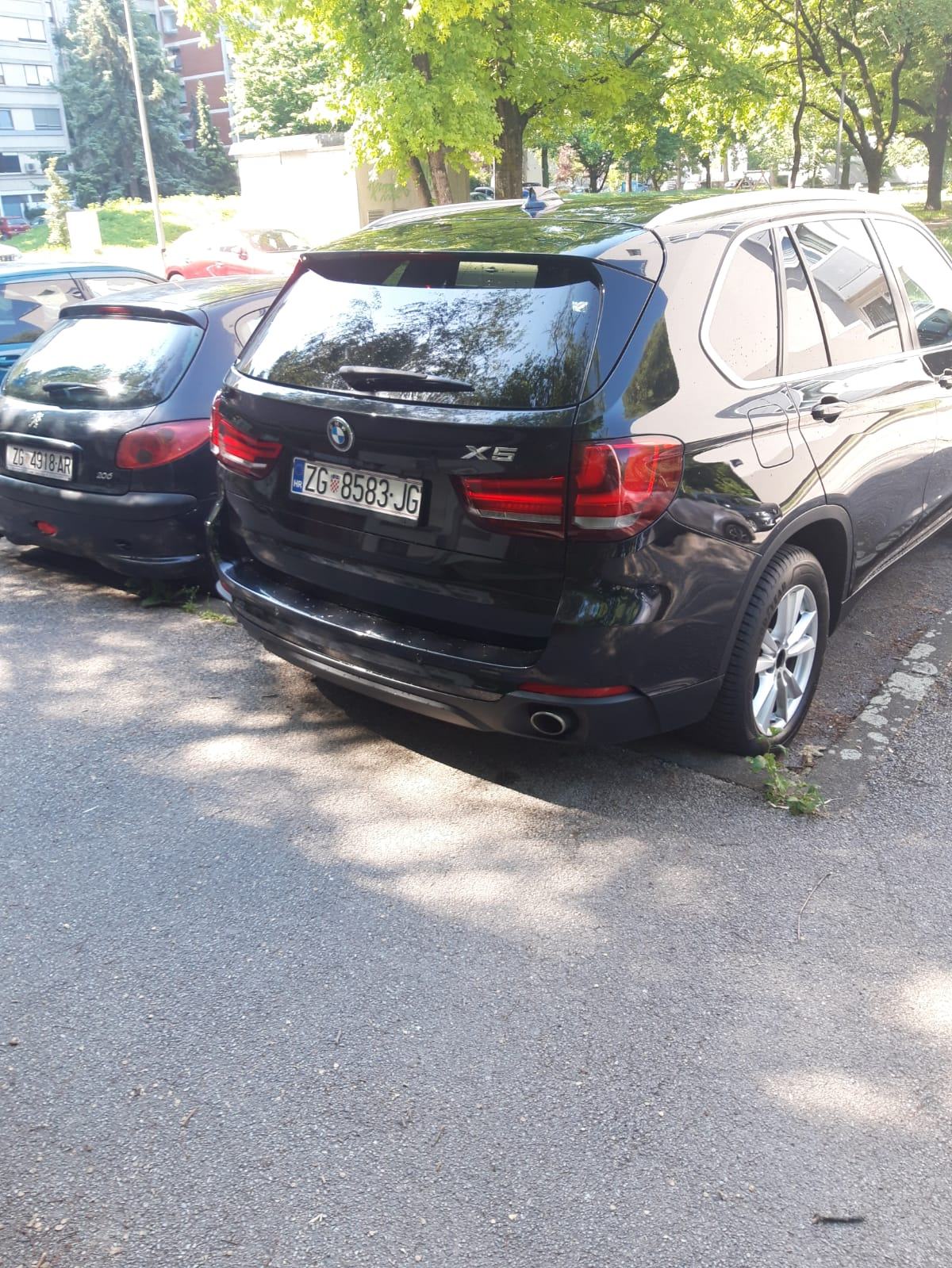 BMW X5 30xd,2015g.full oprema,izvrsno stanje, nove gume, fotografija 7