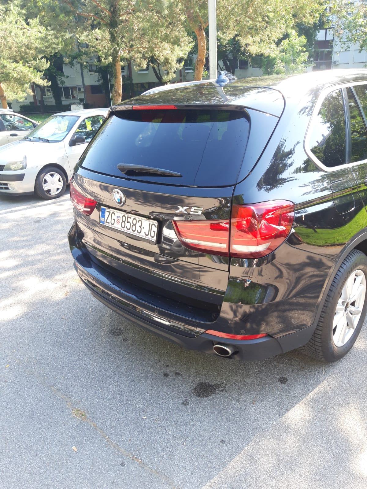 BMW X5 30xd,2015g.full oprema,izvrsno stanje, nove gume, fotografija 8