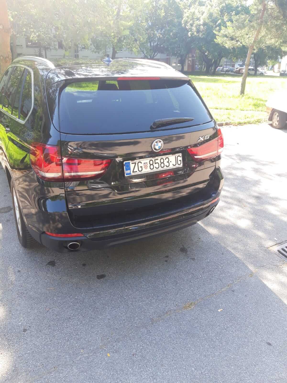BMW X5 30xd,2015g.full oprema,izvrsno stanje, nove gume, fotografija 16