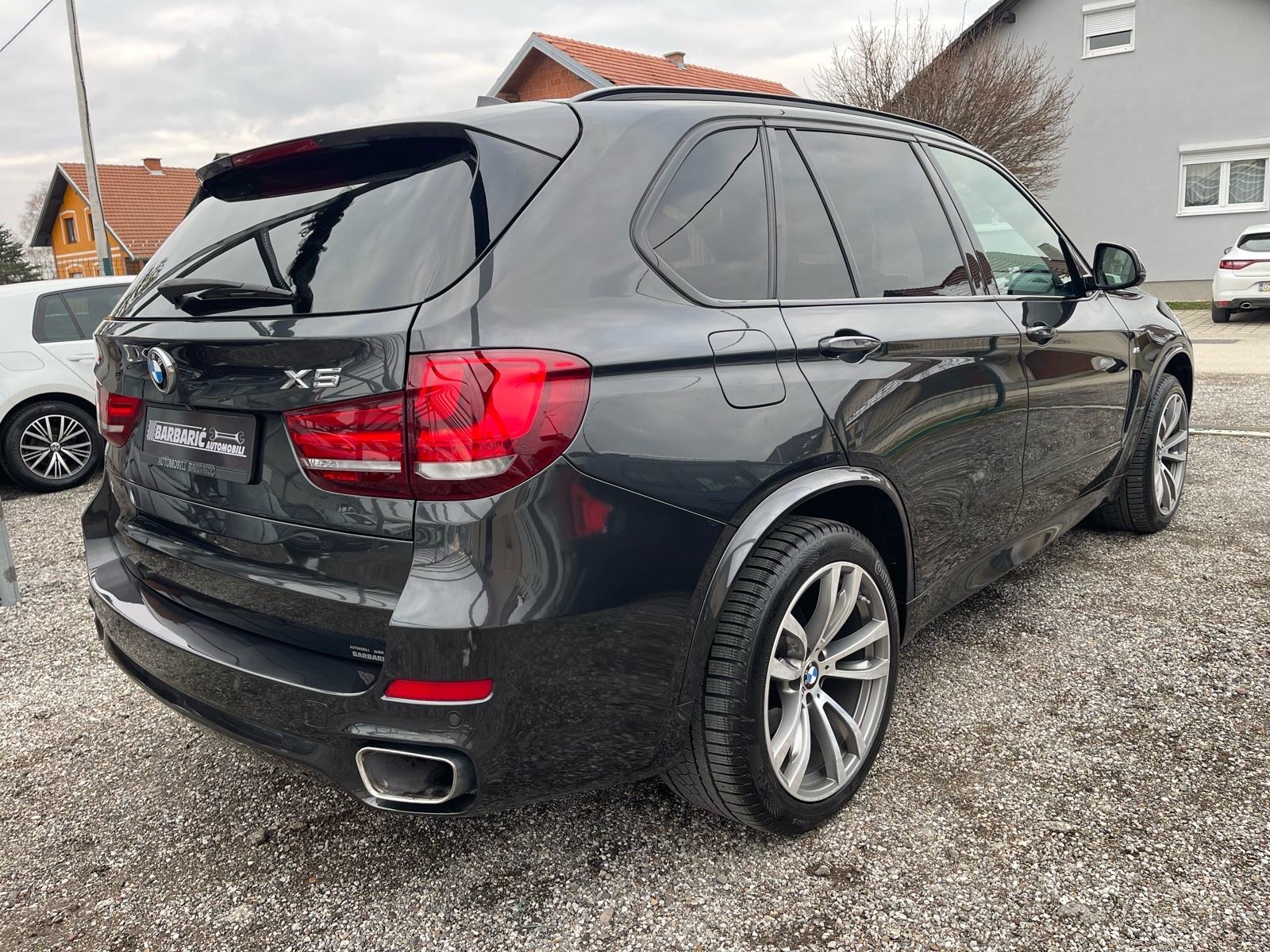 BMW X5 40d,M-paket,Head up,Kamere 360,X-drive, fotografija 5