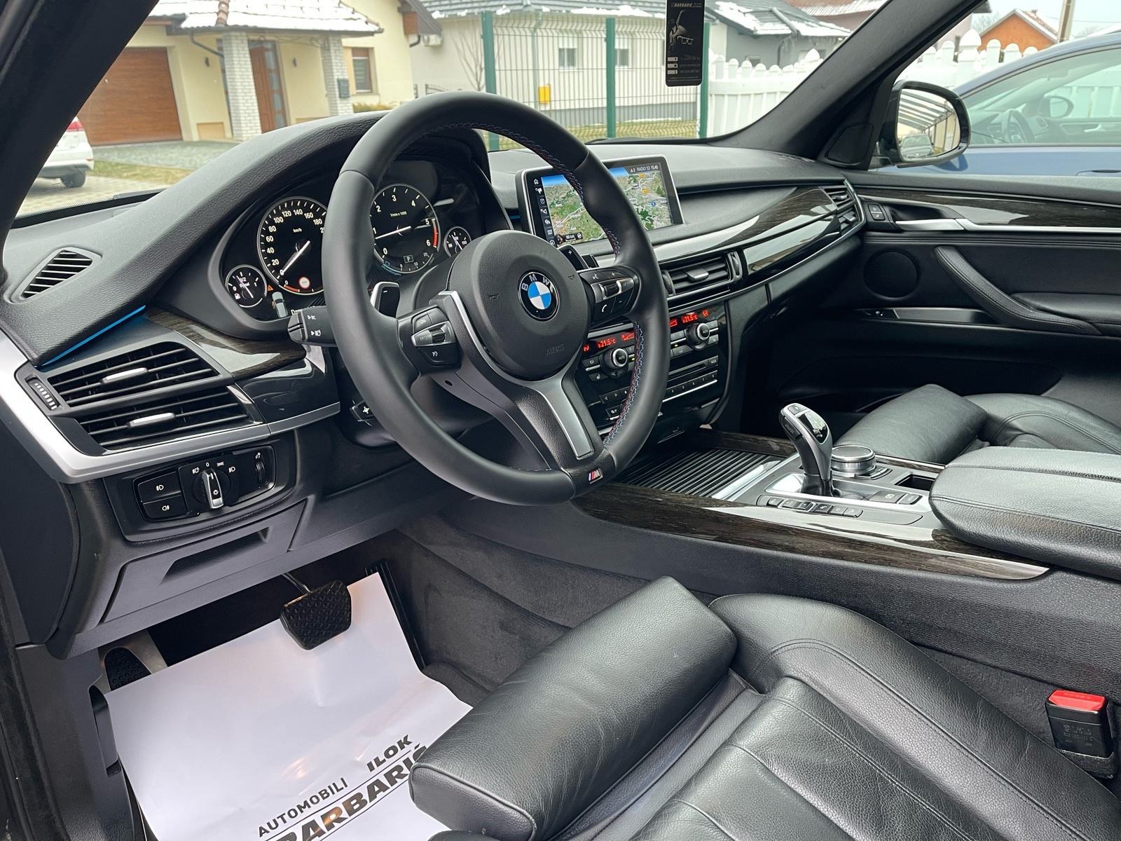 BMW X5 40d,M-paket,Head up,Kamere 360,X-drive, fotografija 10