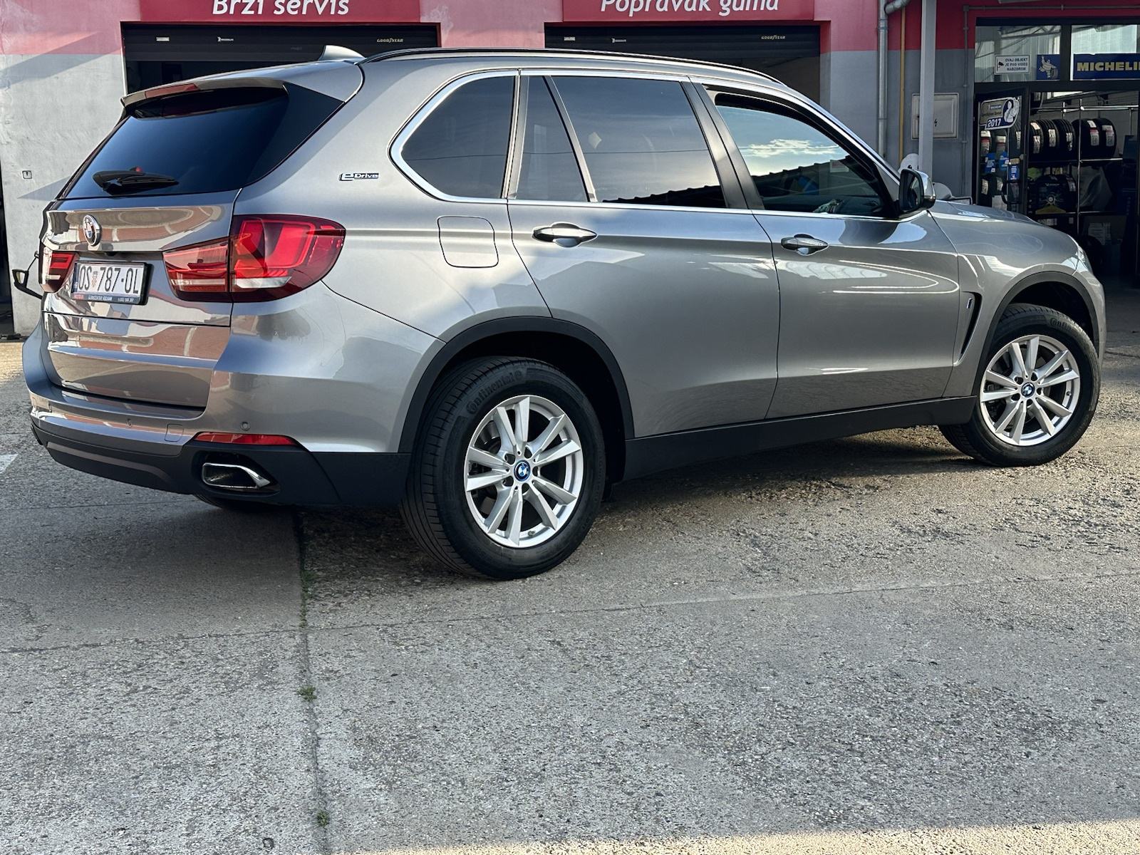 BMW X5 40e iPerfomance Plug-in, TOP oprema! Pano, servisna, jamstvo, fotografija 3