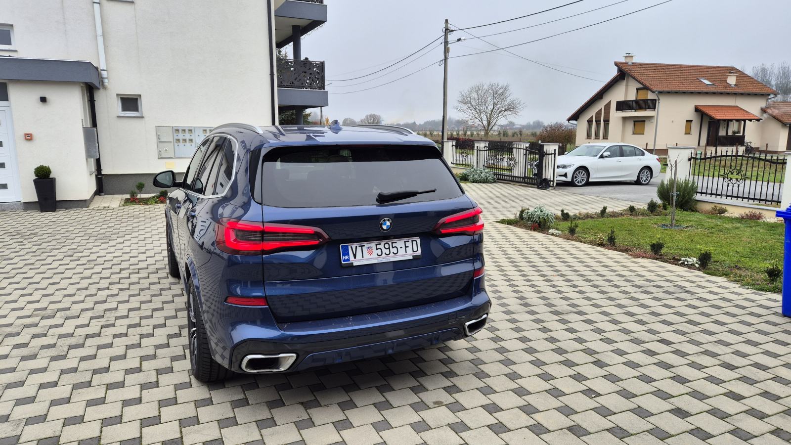 BMW X5 45e - M SPORT 35200+pdv, fotografija 4