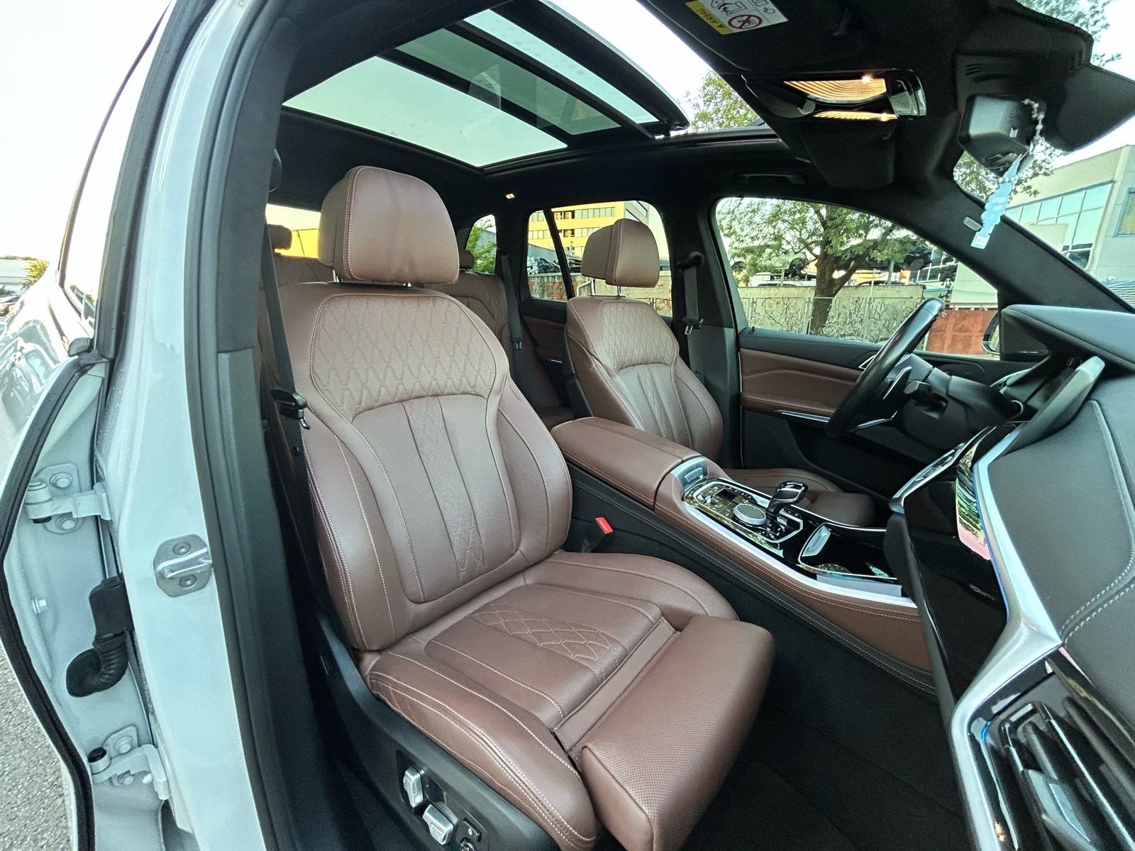 BMW X5 45e•PANO•MEMO•HUD•LASER•INDIVIDUAL•KOŽA•H&K•FULL!!, fotografija 13