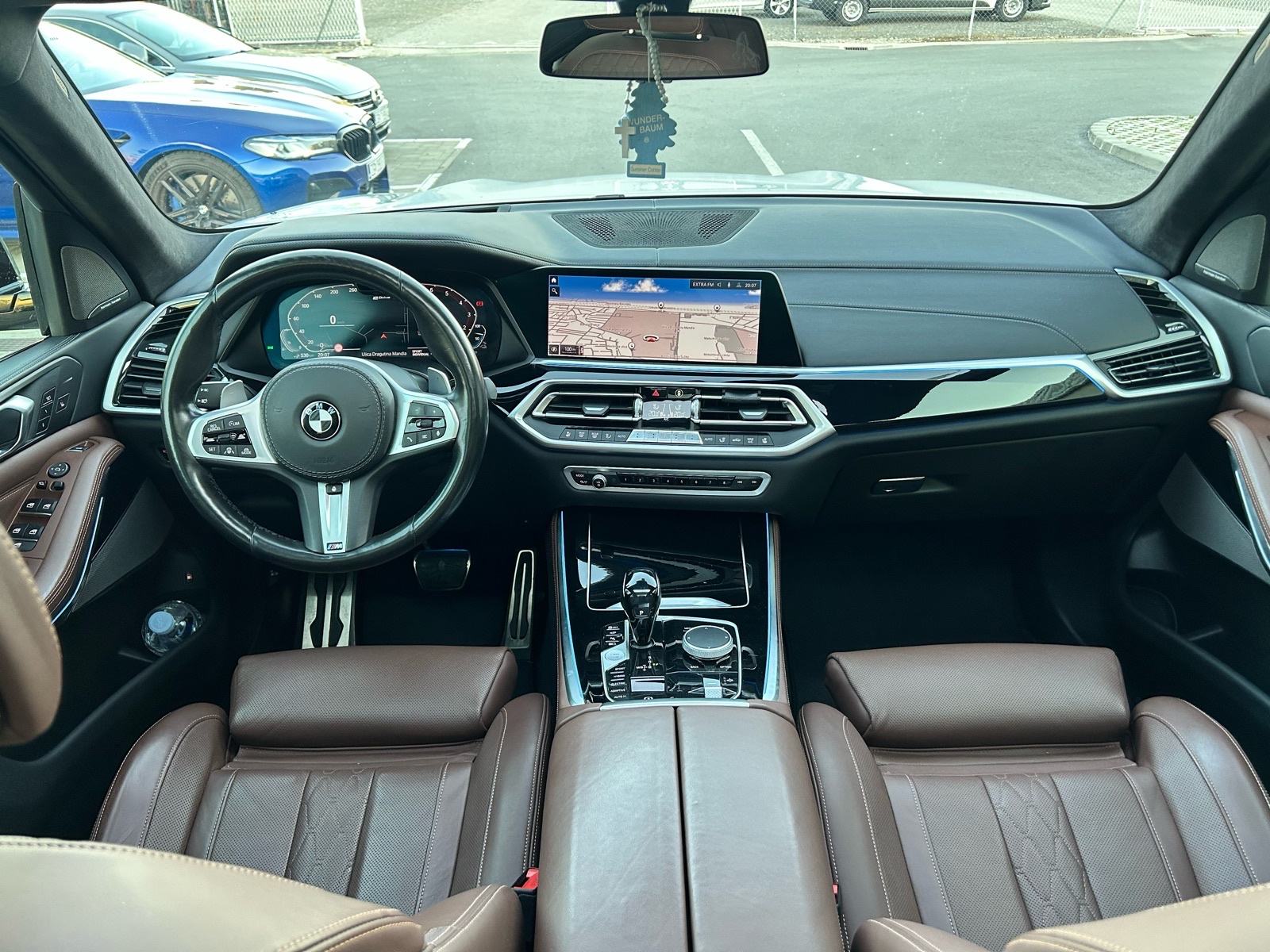BMW X5 45e•PANO•MEMO•HUD•LASER•INDIVIDUAL•KOŽA•H&K•FULL!!, fotografija 14