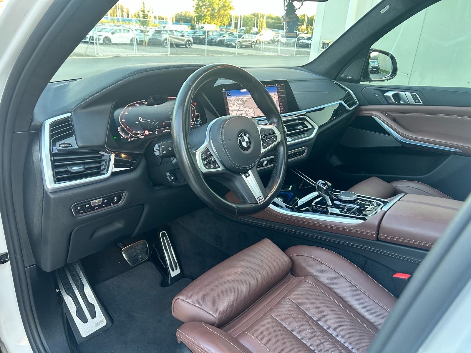 BMW X5 45e•PANO•MEMO•HUD•LASER•INDIVIDUAL•KOŽA•H&K•FULL!!, fotografija 18