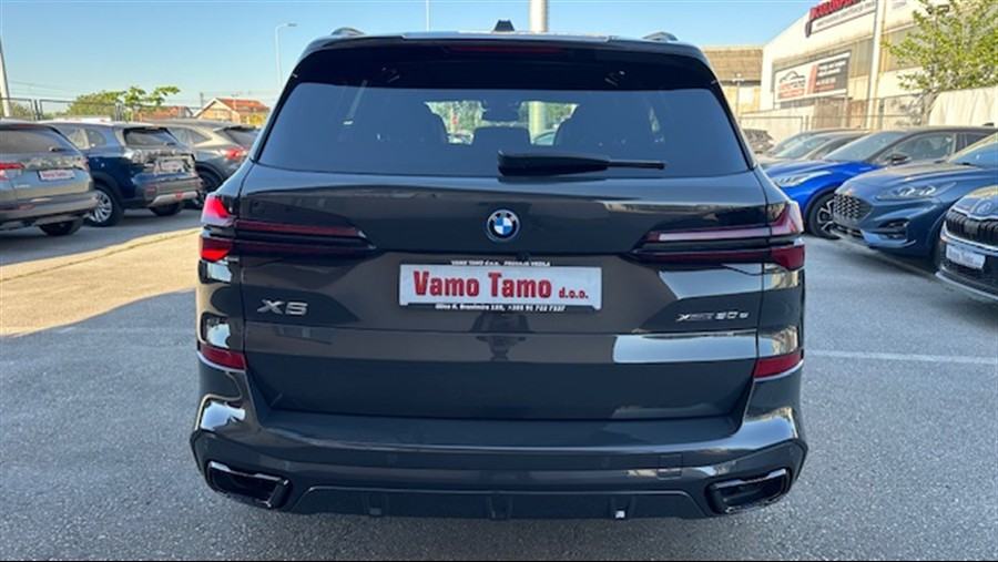 BMW X5 50e, M sport Pro, Sky Lounge, Zračni, H&K, Soft close, Hud,360*, fotografija 7