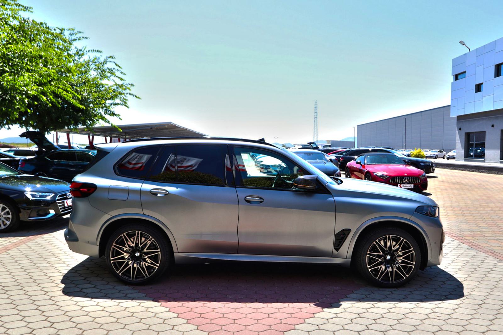 BMW X5 M Competition 4.4 Panorama|B&W | 360° | 22"/21" | 625KS | FULL, fotografija 2