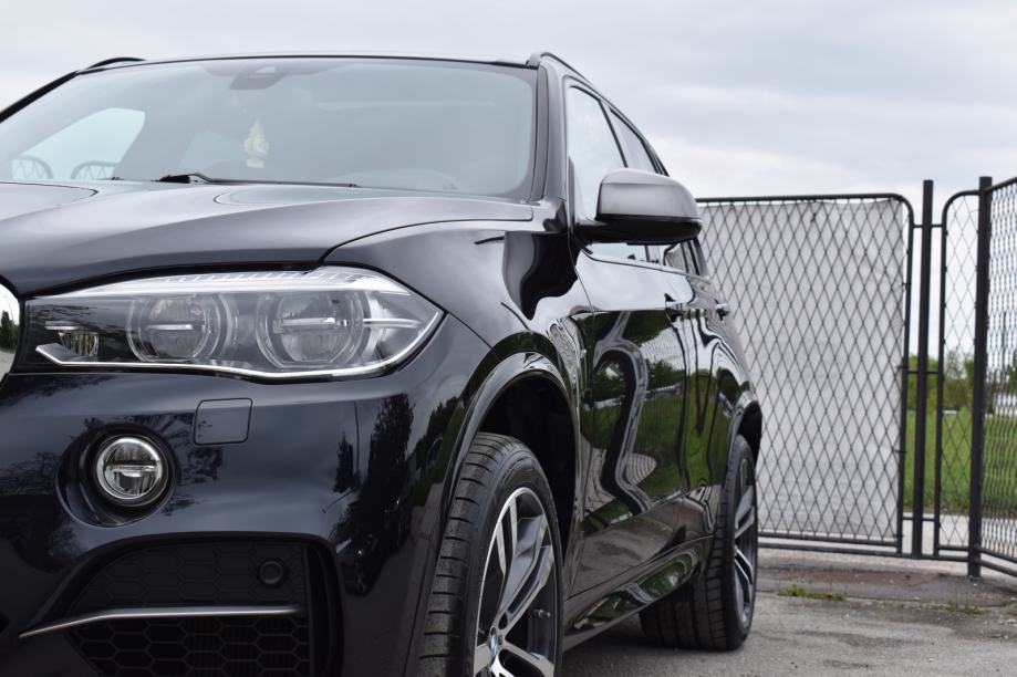 BMW X5 M50d, fotografija 10