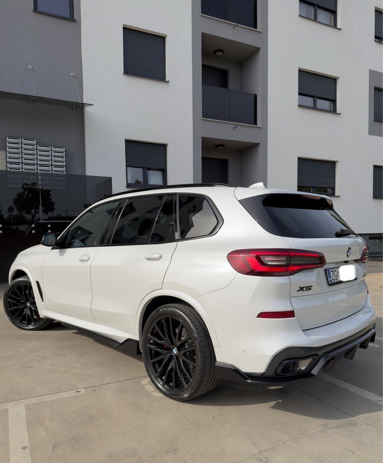 BMW X5 xD30d M Performance,SkyLounge,CARBON,Laser,H/K,360*kam,PDV,FULL, fotografija 6