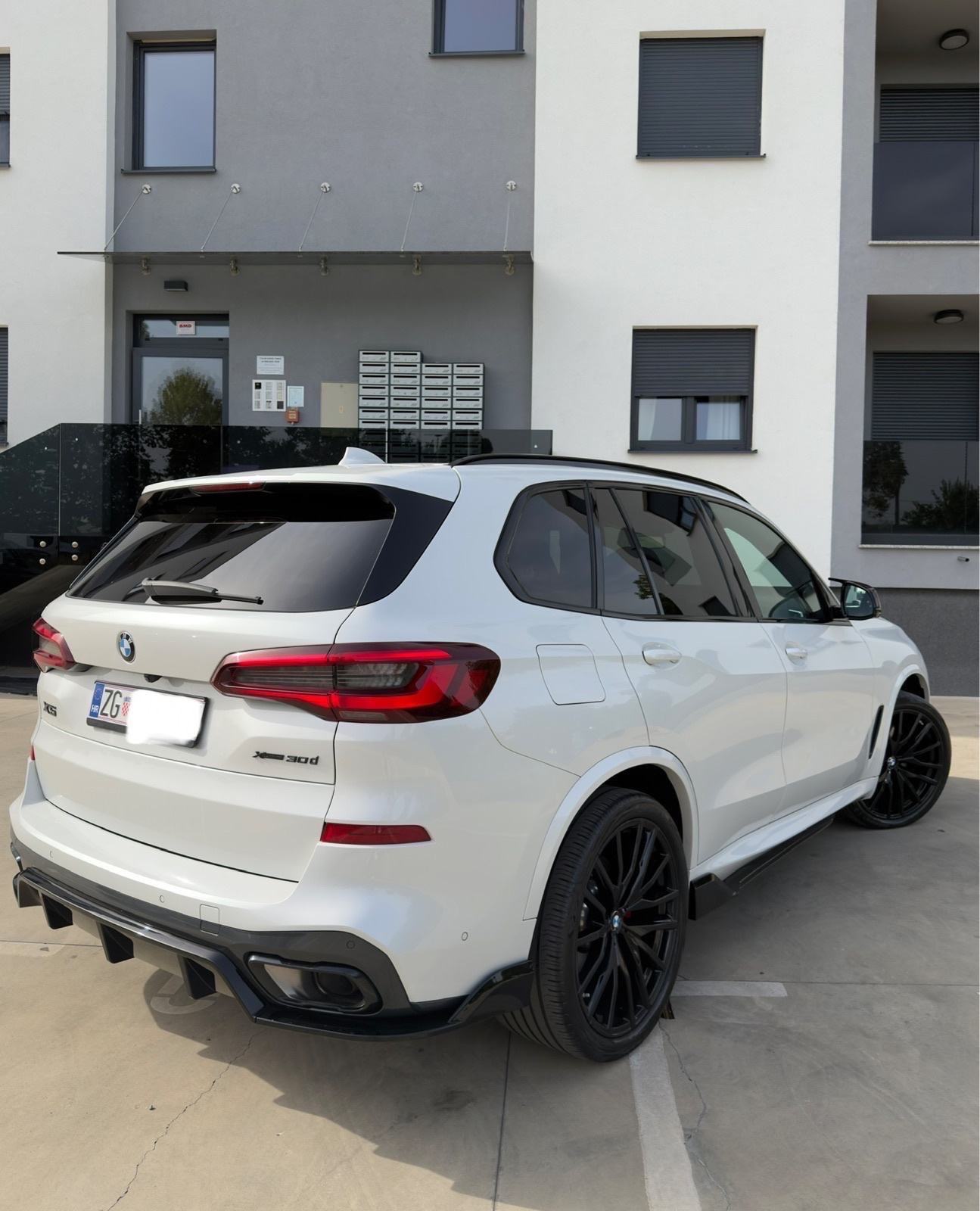 BMW X5 xD30d M Performance,SkyLounge,CARBON,Laser,H/K,360*kam,PDV,FULL, fotografija 7