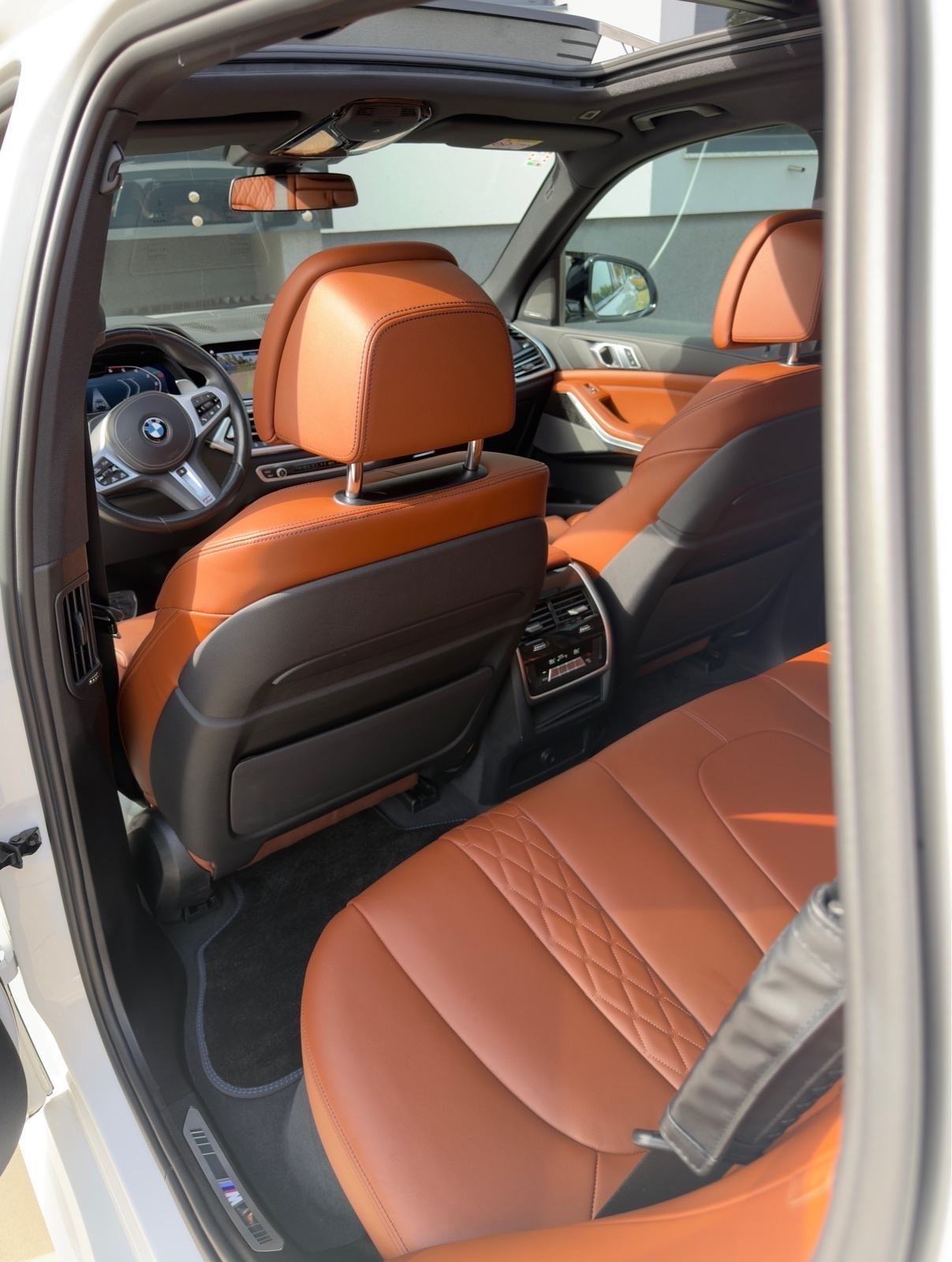 BMW X5 xD30d M Performance,SkyLounge,CARBON,Laser,H/K,360*kam,PDV,FULL, fotografija 13