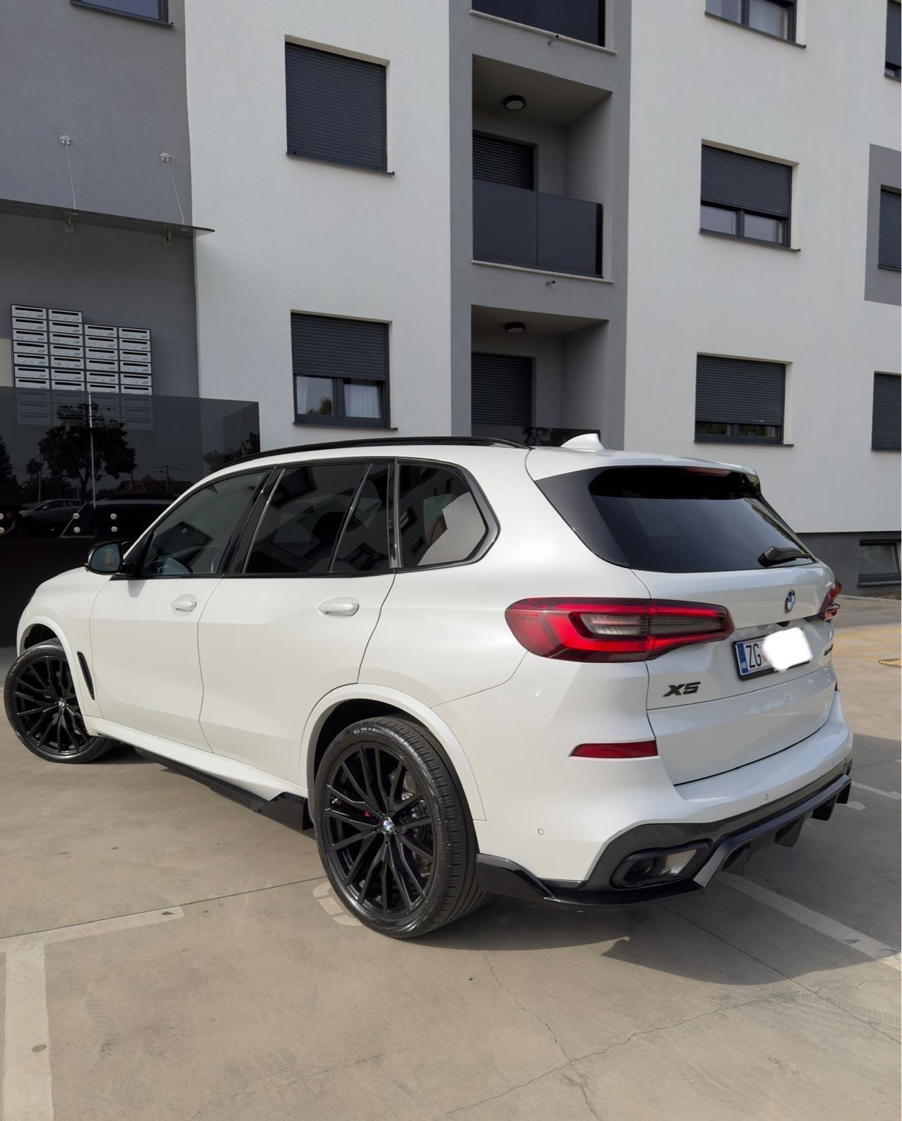 BMW X5 xD30d M Performance,SkyLounge,CARBON,Laser,H/K,360*kam,PDV,FULL, fotografija 18