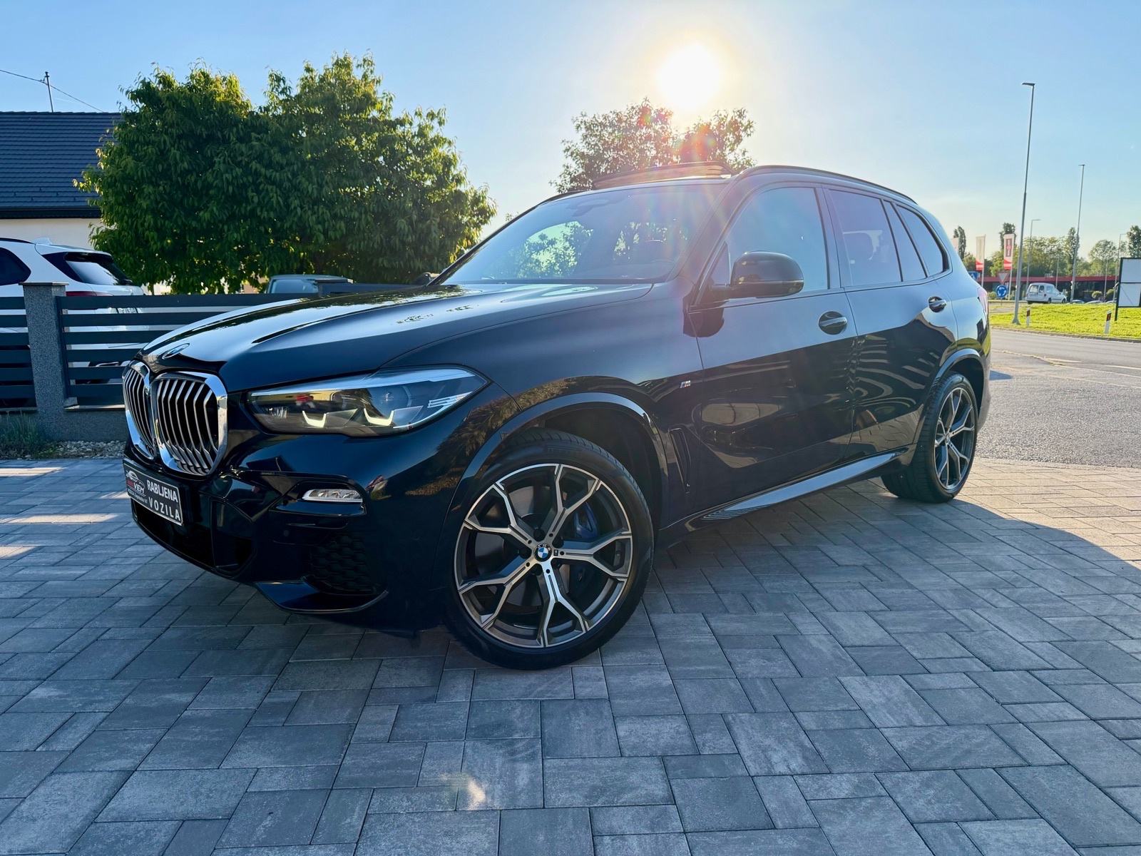 BMW X5 xDrive 30d M SPORT-PANO-HEAD UP-KUKA-U PDV-U, fotografija 3