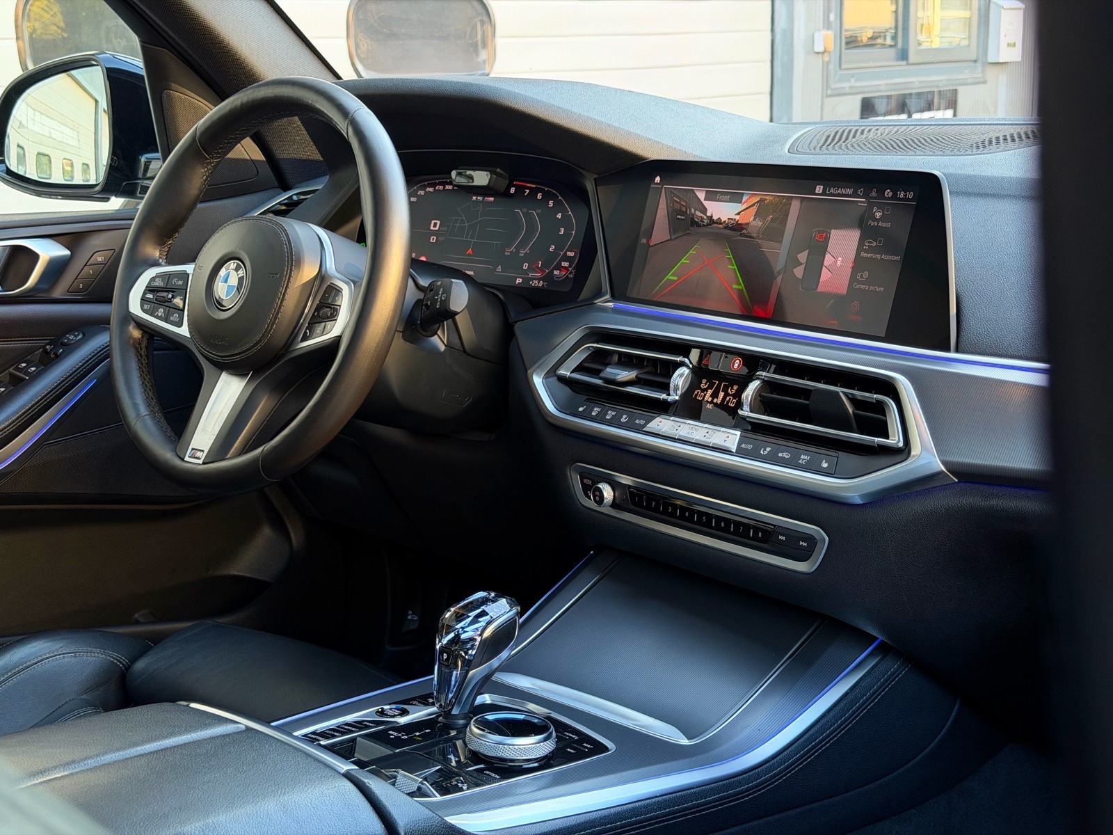 BMW X5 xDrive 30d ZRAČNI OVJES, PANORAMA, SWAROVSKI, 360°, fotografija 18