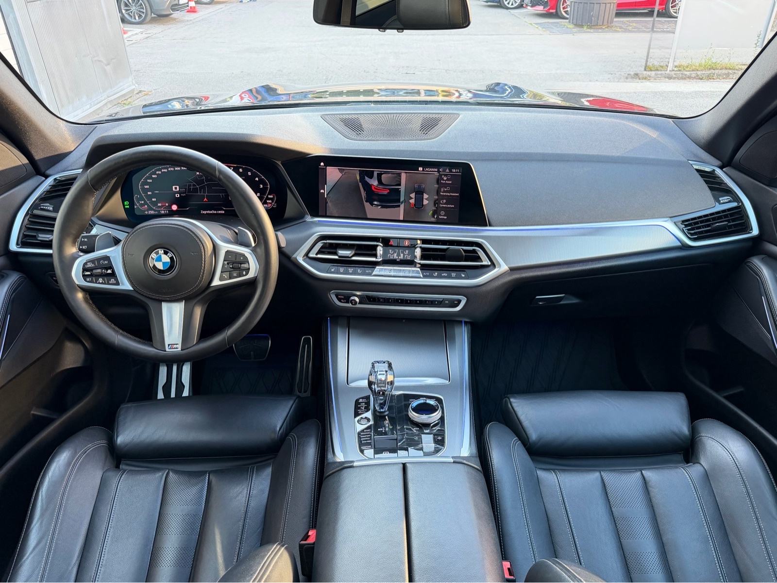 BMW X5 xDrive 30d ZRAČNI OVJES, PANORAMA, SWAROVSKI, 360°, fotografija 14