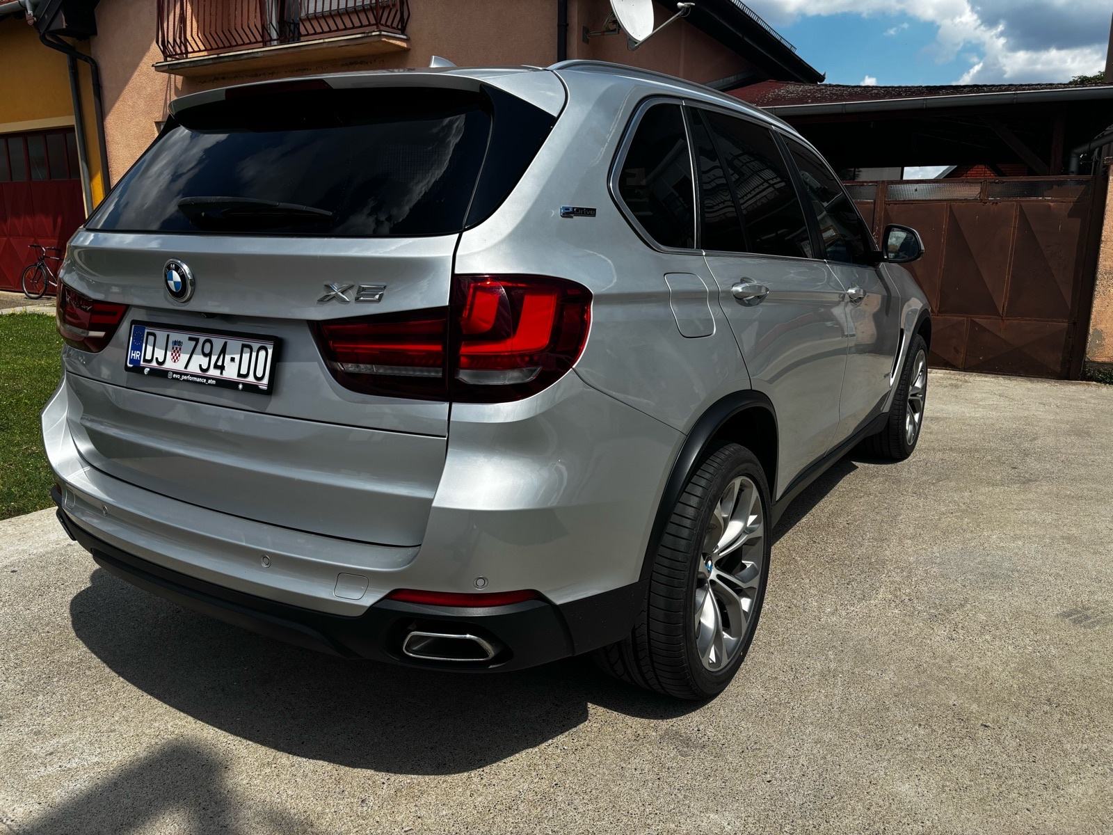 BMW X5 xDrive 40e iPerformance - Reg 7.27/360|Automatik|Pano|LED, fotografija 6