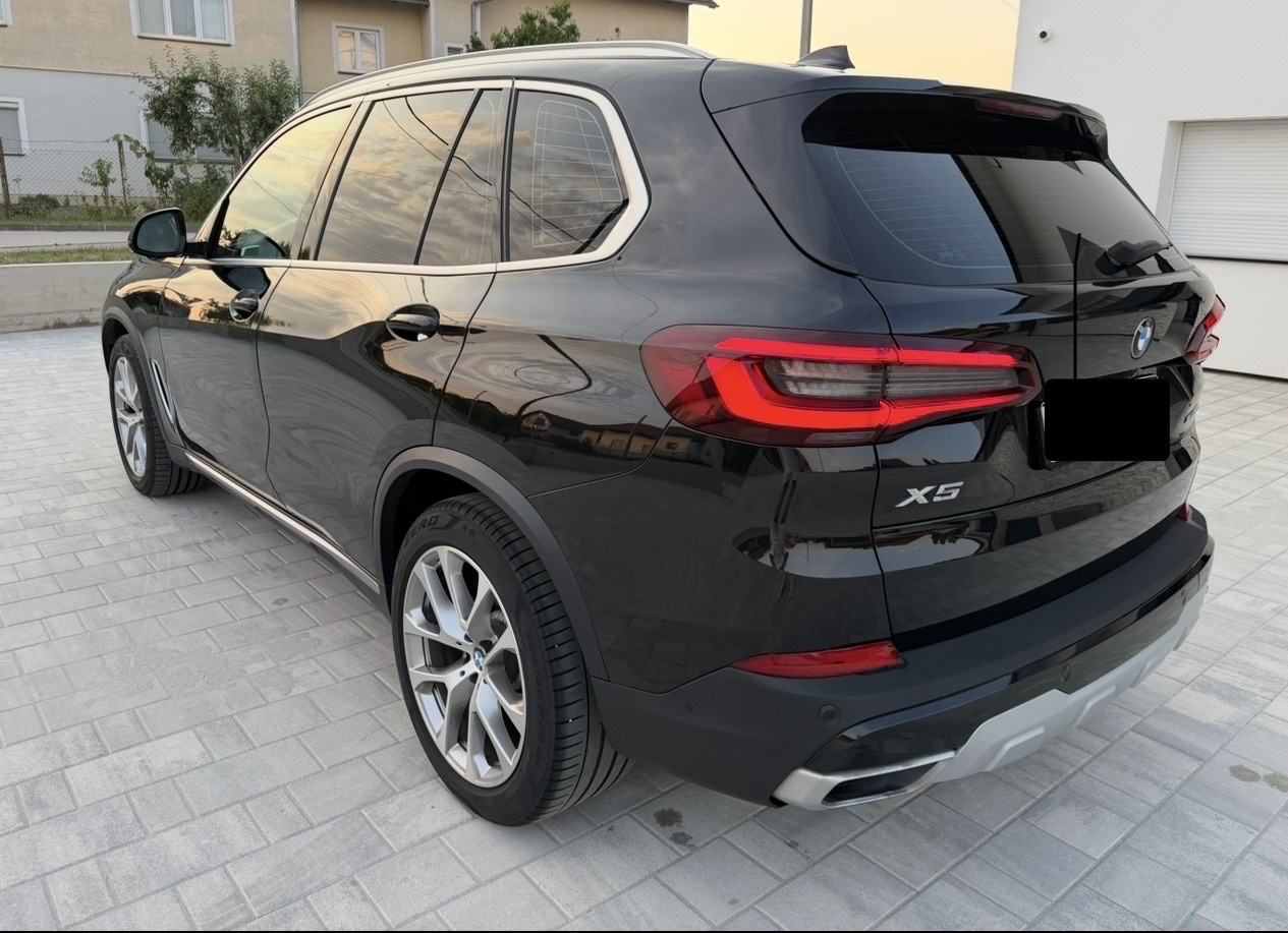 BMW X5 xDrive30d ( 2022.godina ), fotografija 1