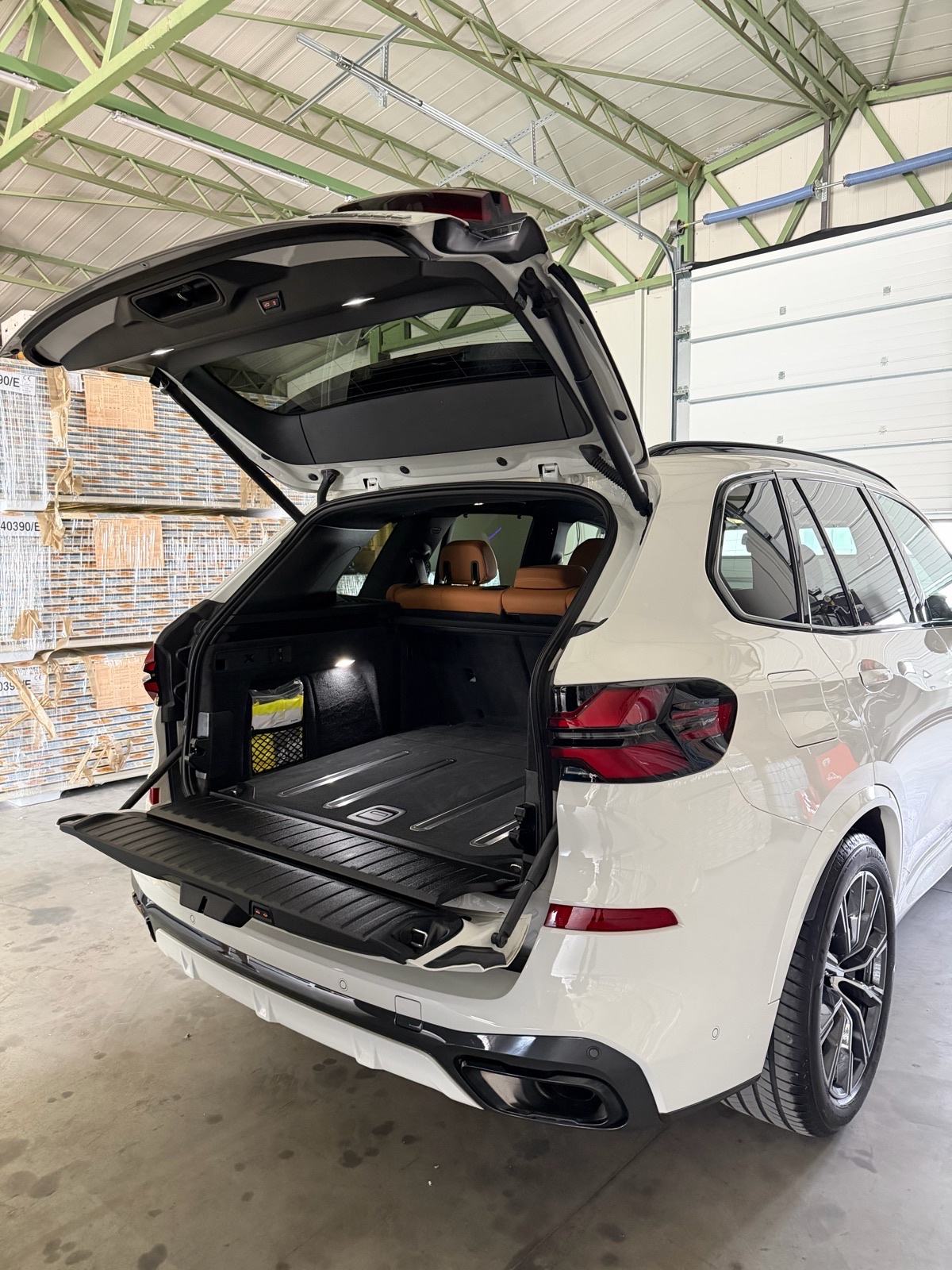 BMW X5 xDrive30d 35tkm 2025 MsportPro, fotografija 7