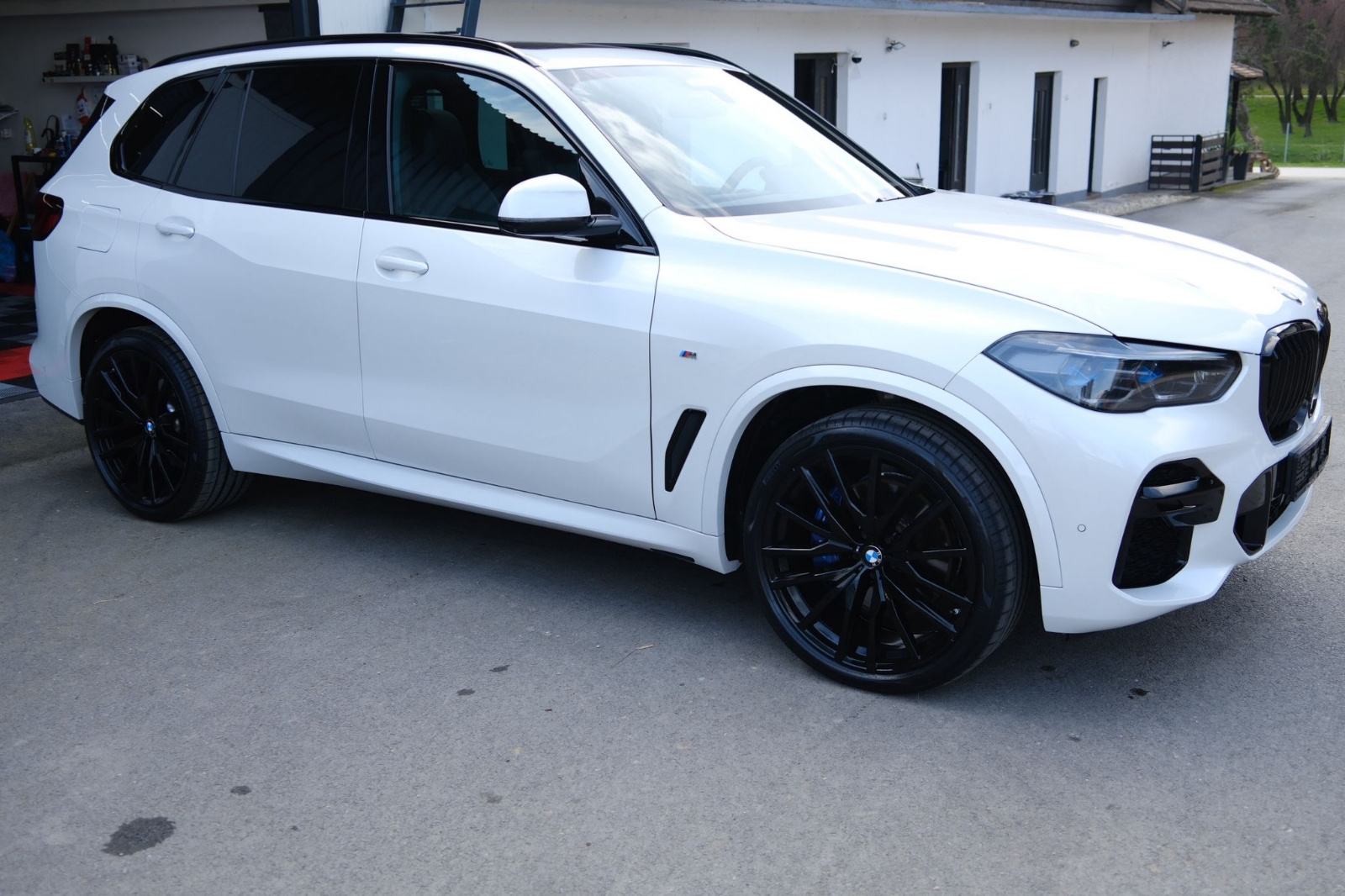 BMW X5 xDrive30d M Head up,laser,22",zračni ovjes,kamera,panorama, fotografija 10