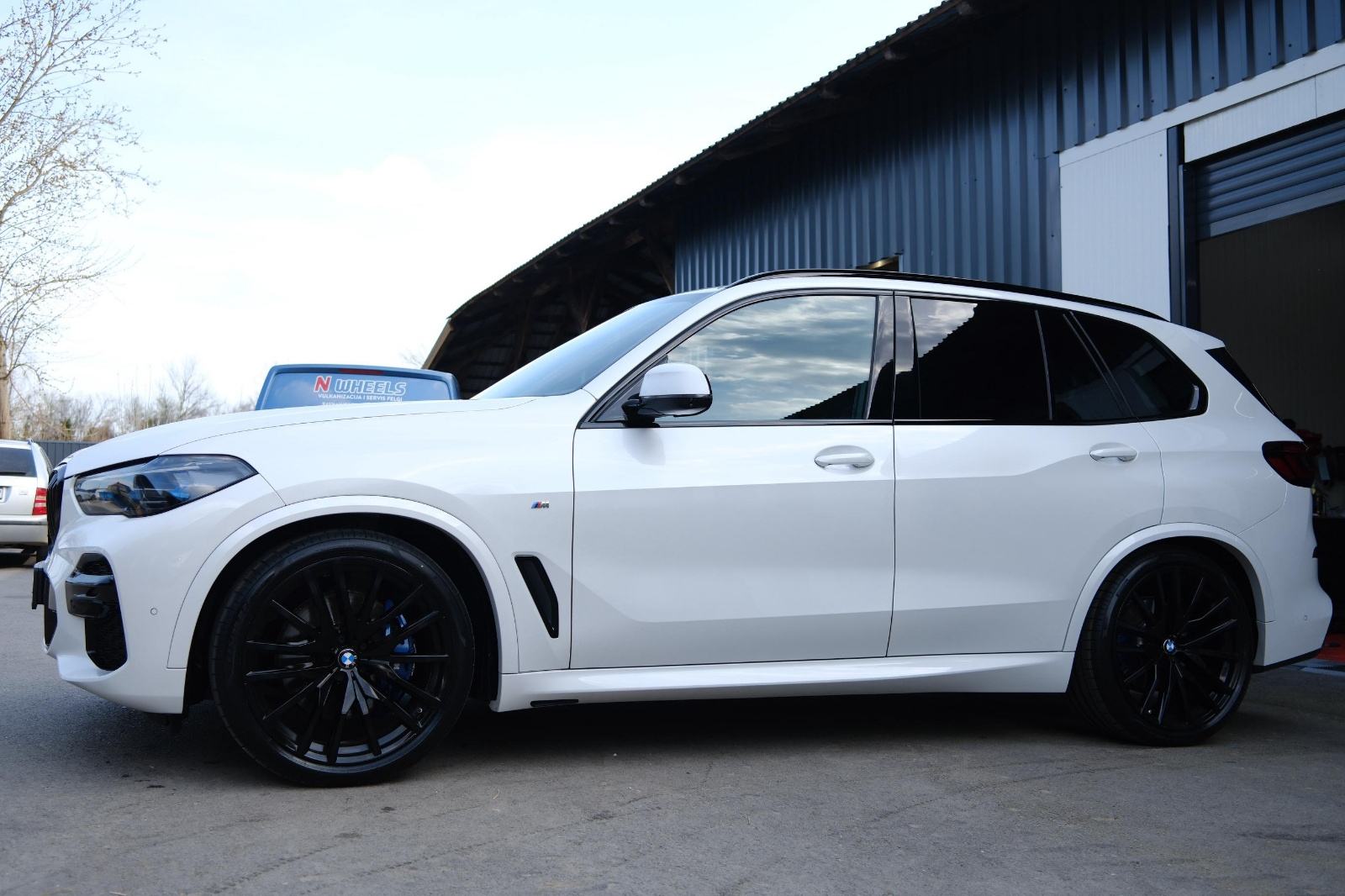 BMW X5 xDrive30d M Head up,laser,22",zračni ovjes,kamera,panorama, fotografija 19