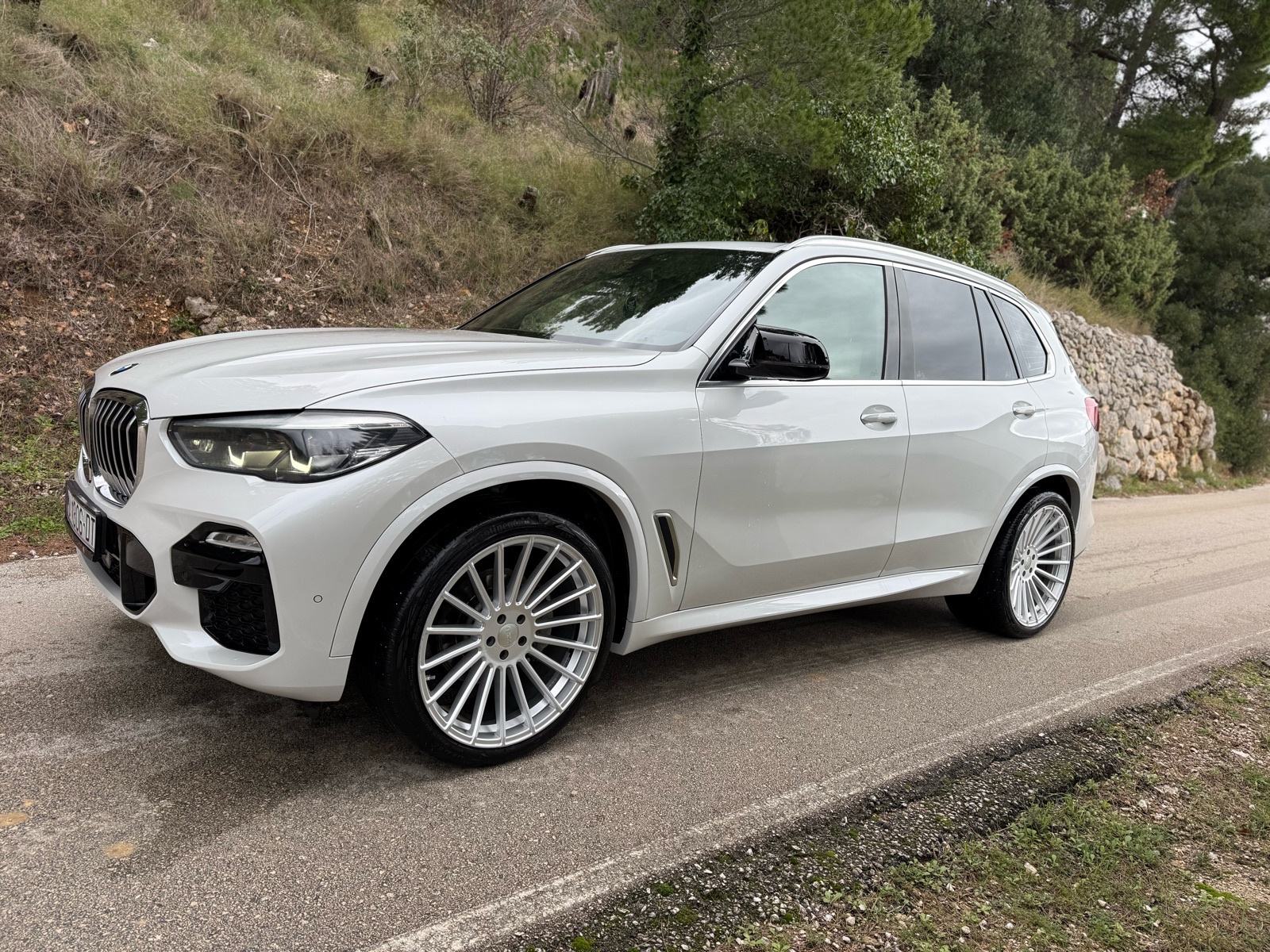 BMW X5 xDrive30d automatik inividual m optik, fotografija 4