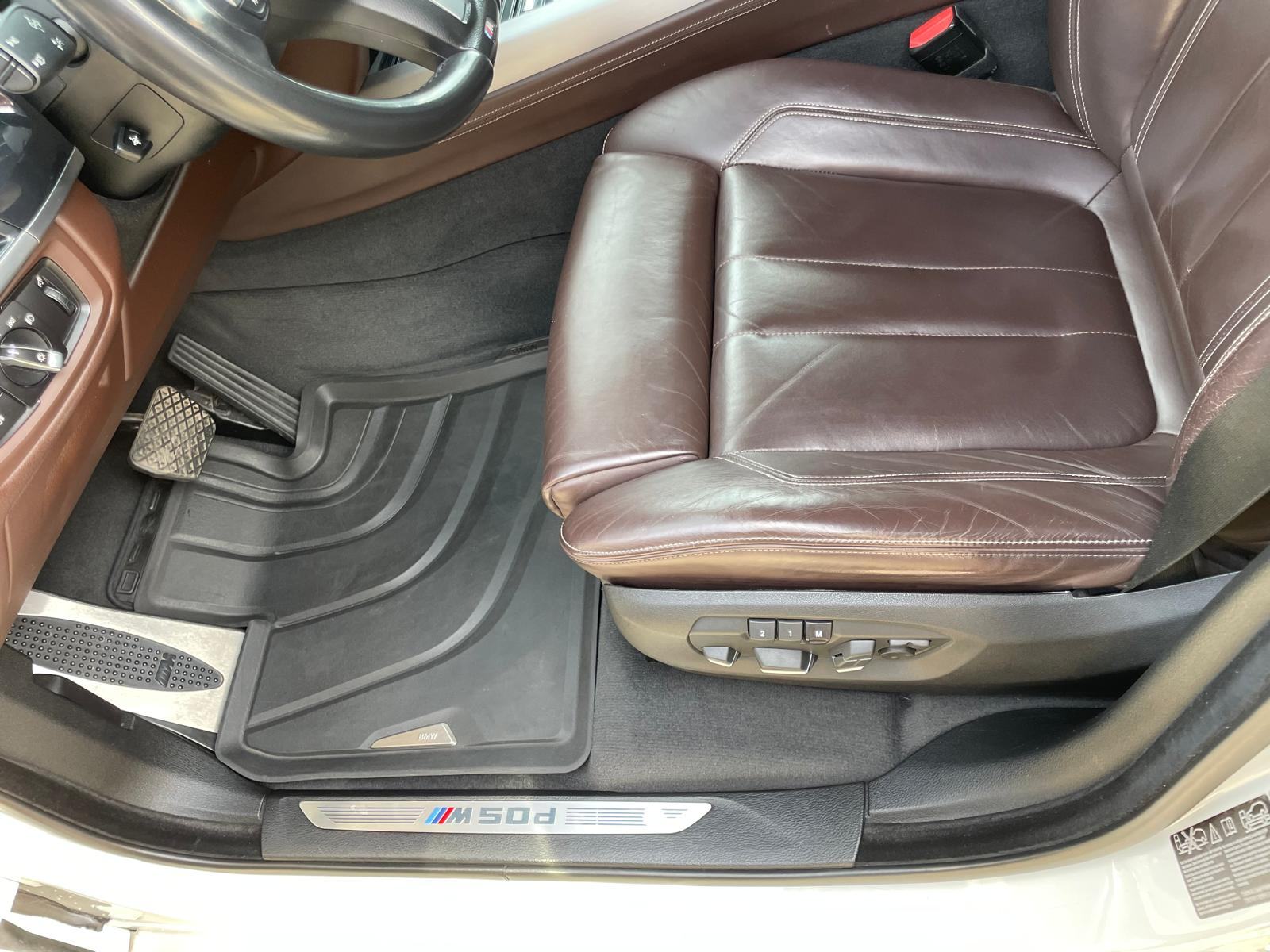 BMW X5 xDrive M50d Sport, fotografija 12