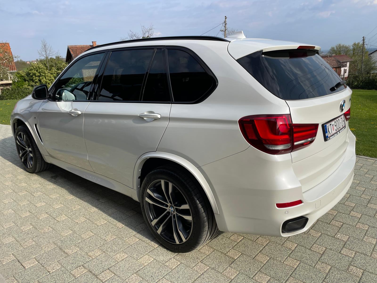 BMW X5 xDrive M50d Sport, fotografija 8