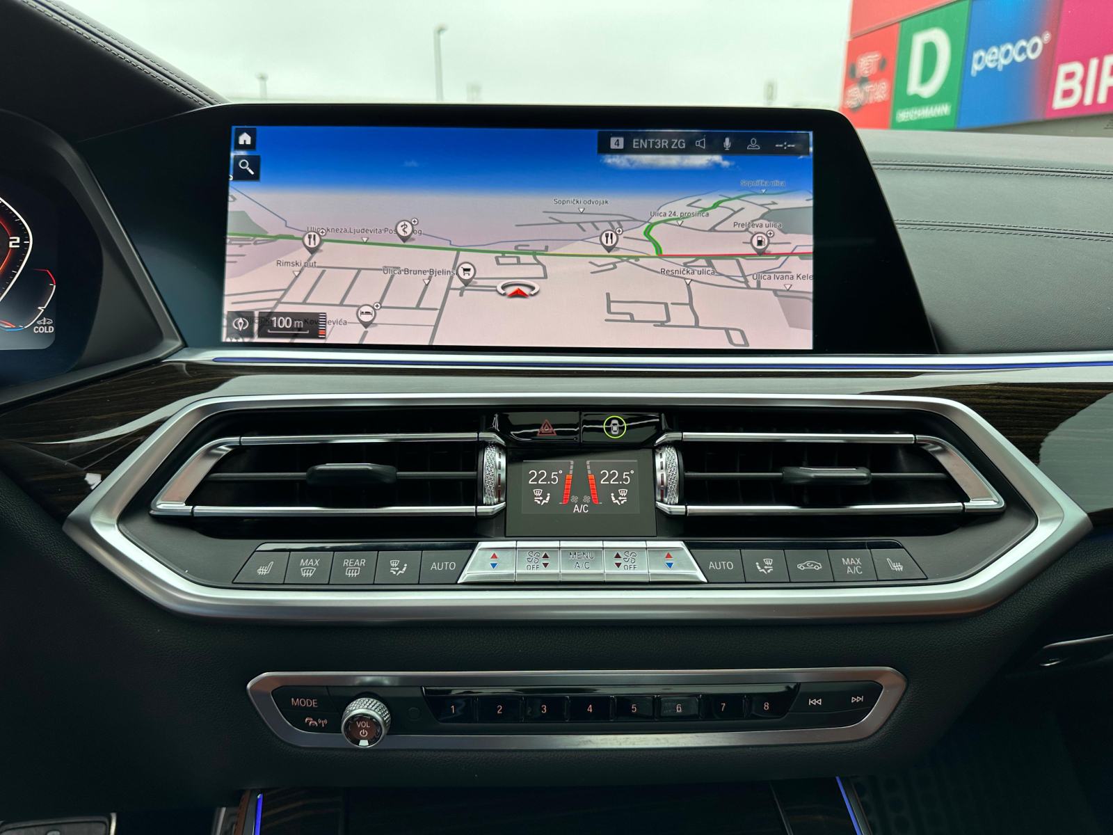 BMW X5 3.0 XD☆M PAKET☆PANORAMA☆HEAD UP☆ZRAČNI OVJES☆SWAROVSKI☆LASER☆, fotografija 19
