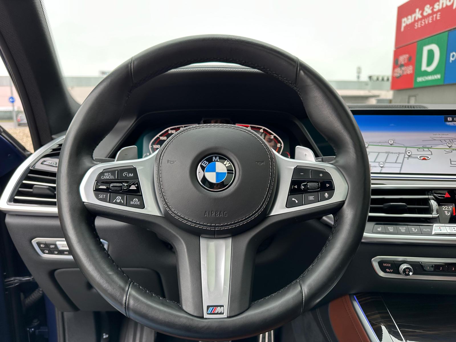 BMW X5 3.0 XD☆M PAKET☆PANORAMA☆HEAD UP☆ZRAČNI OVJES☆SWAROVSKI☆LASER☆, fotografija 18
