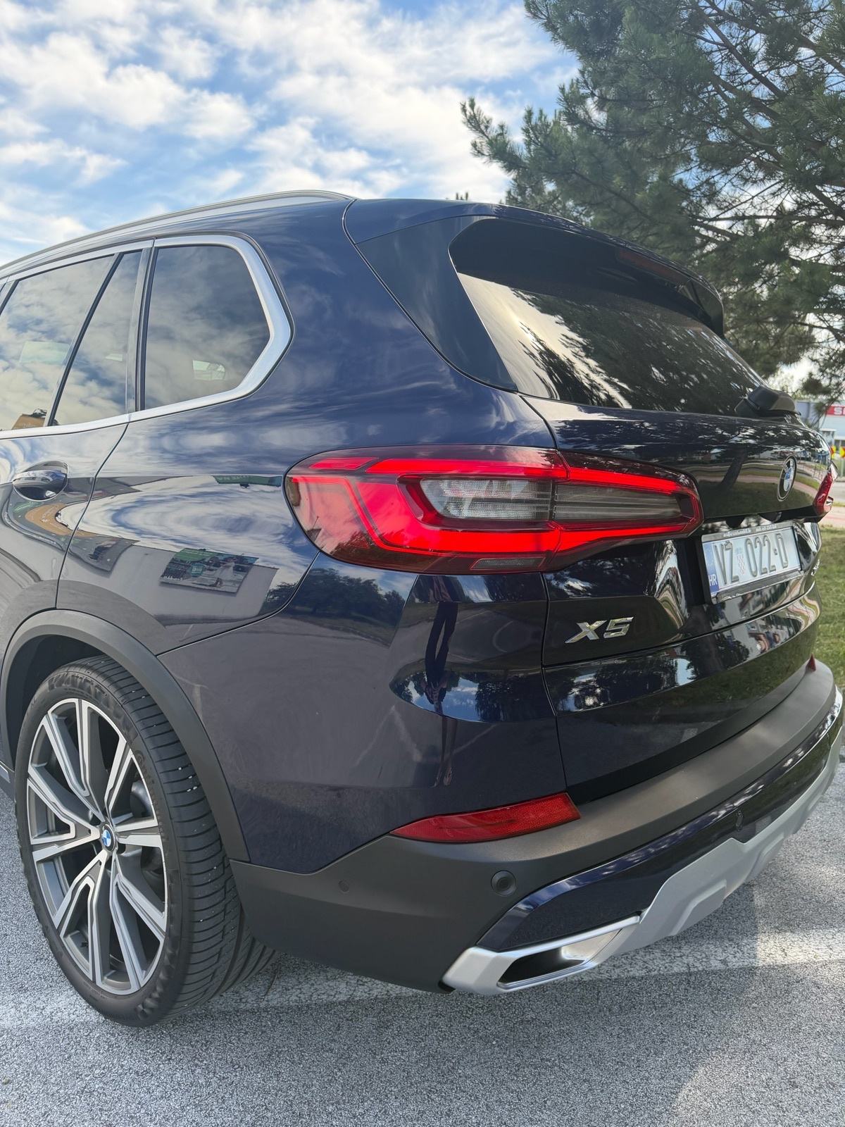 BMW X5 xDrive30d Automatik INDIVIDUAL 360KAMERE ALU22”reg02/27, fotografija 6