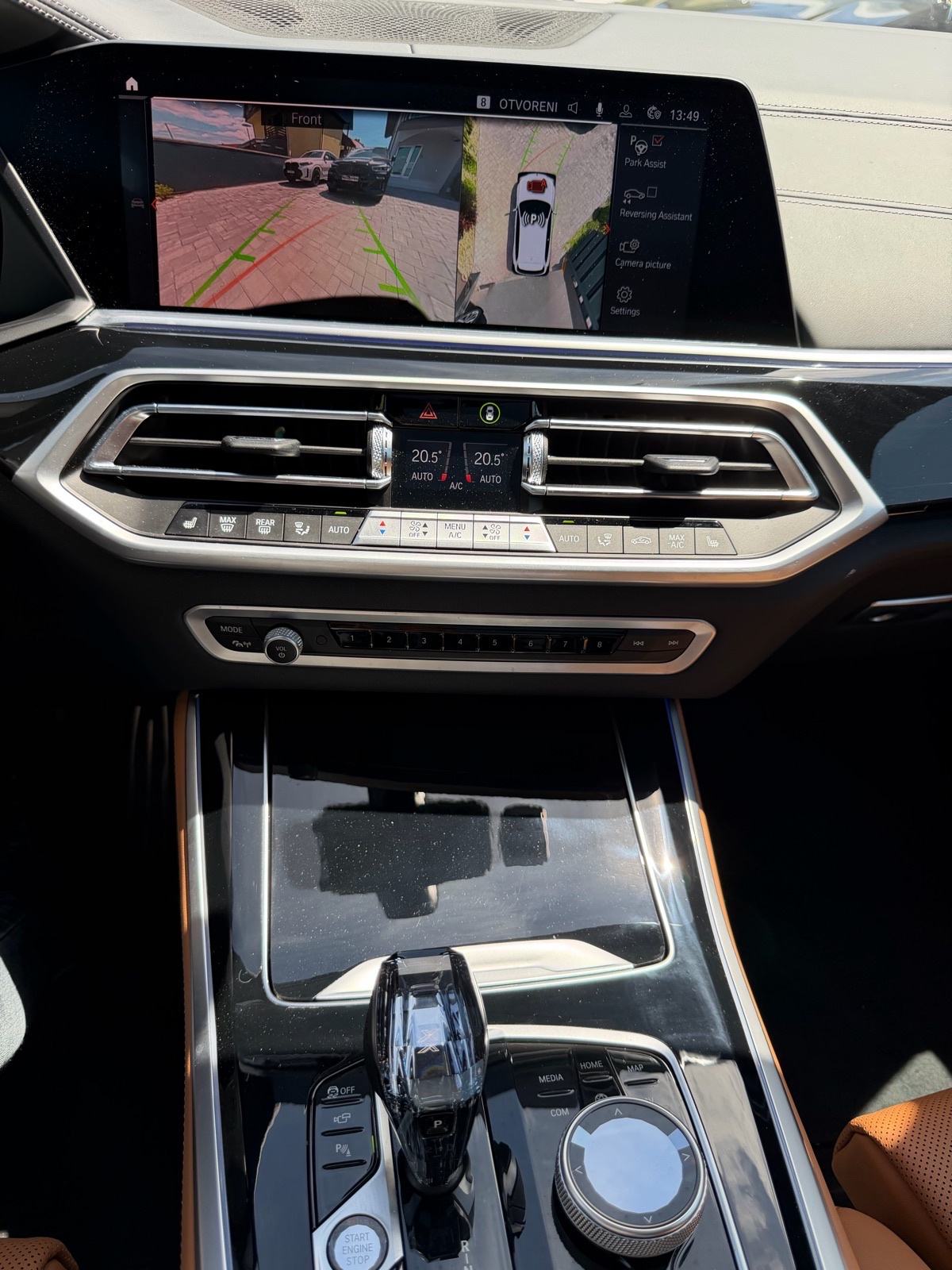 BMW X5 xDrive 40d-M SPORT-PANORAMA-TV- 2023 G.-U PDV-U, fotografija 12