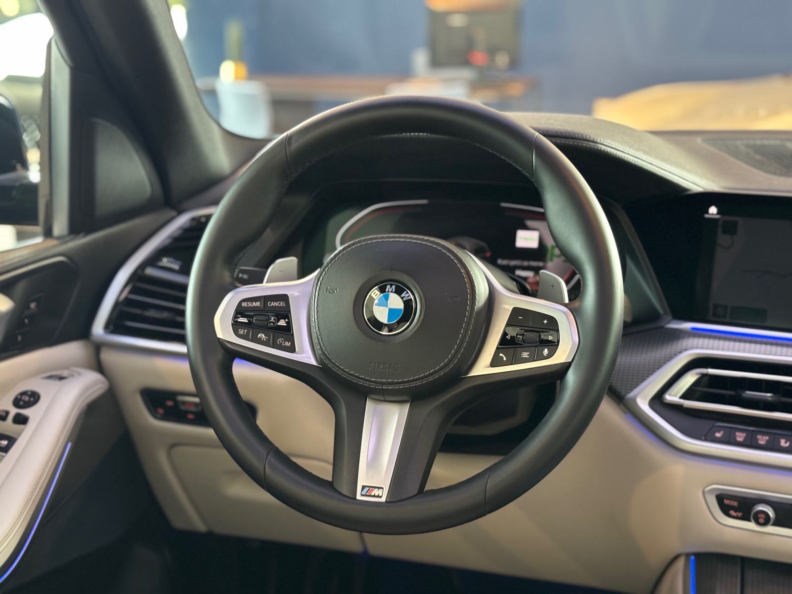 BMW X5 xDrive30d M-Sport - panorama, alu 21'', adaptivni tempomat, fotografija 12